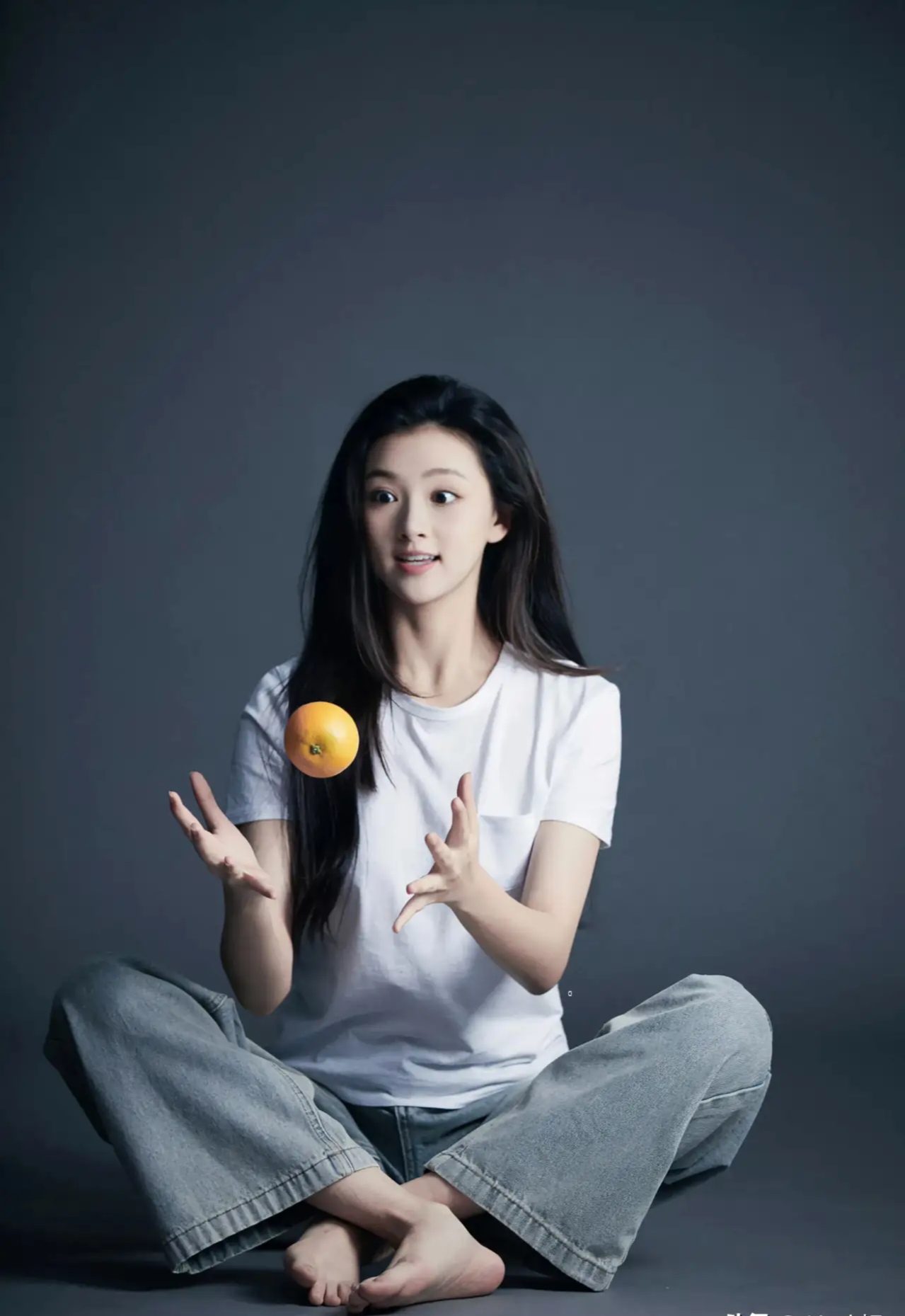王奕婷白T恤写真插图5