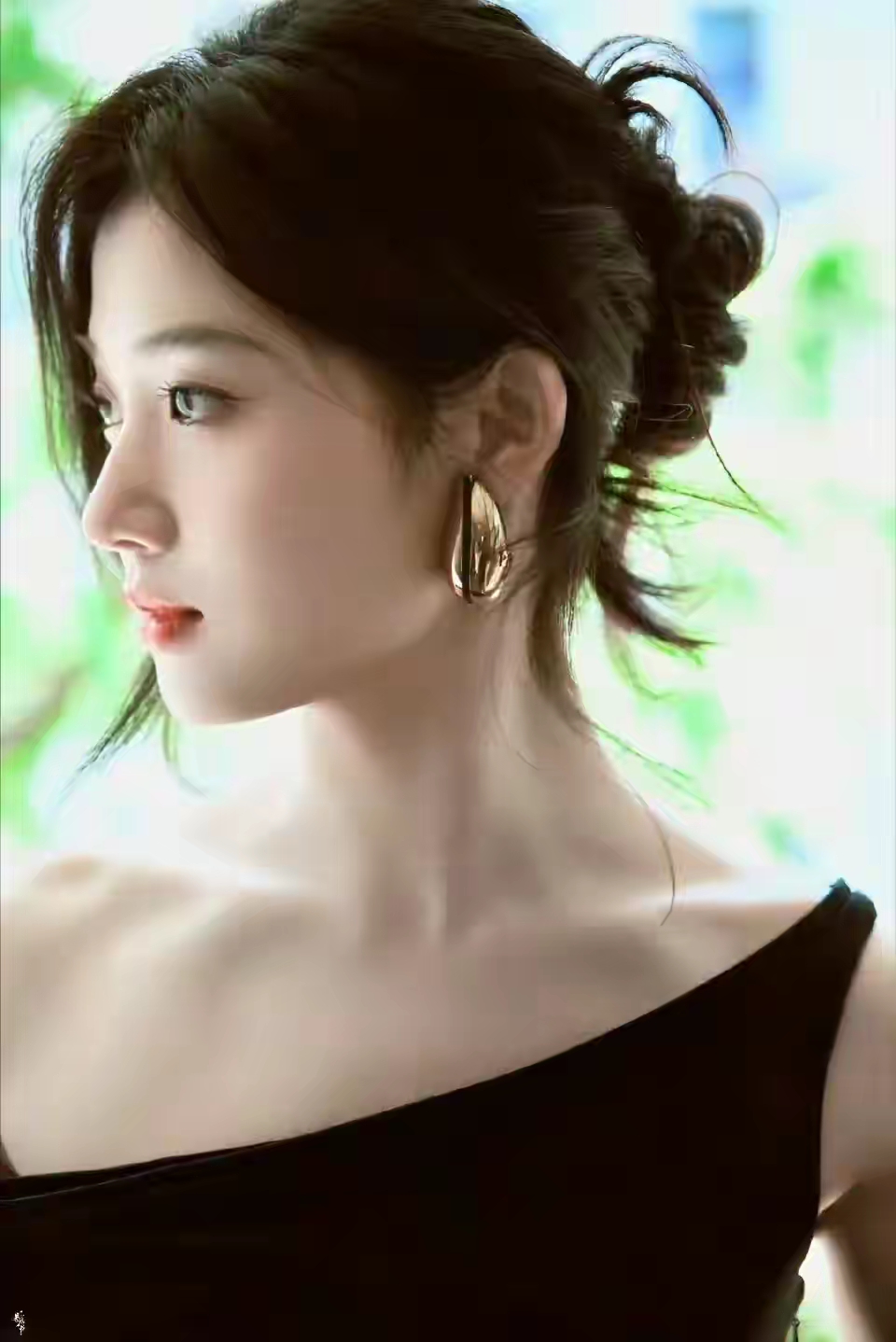 卢昱晓高清写真插图3