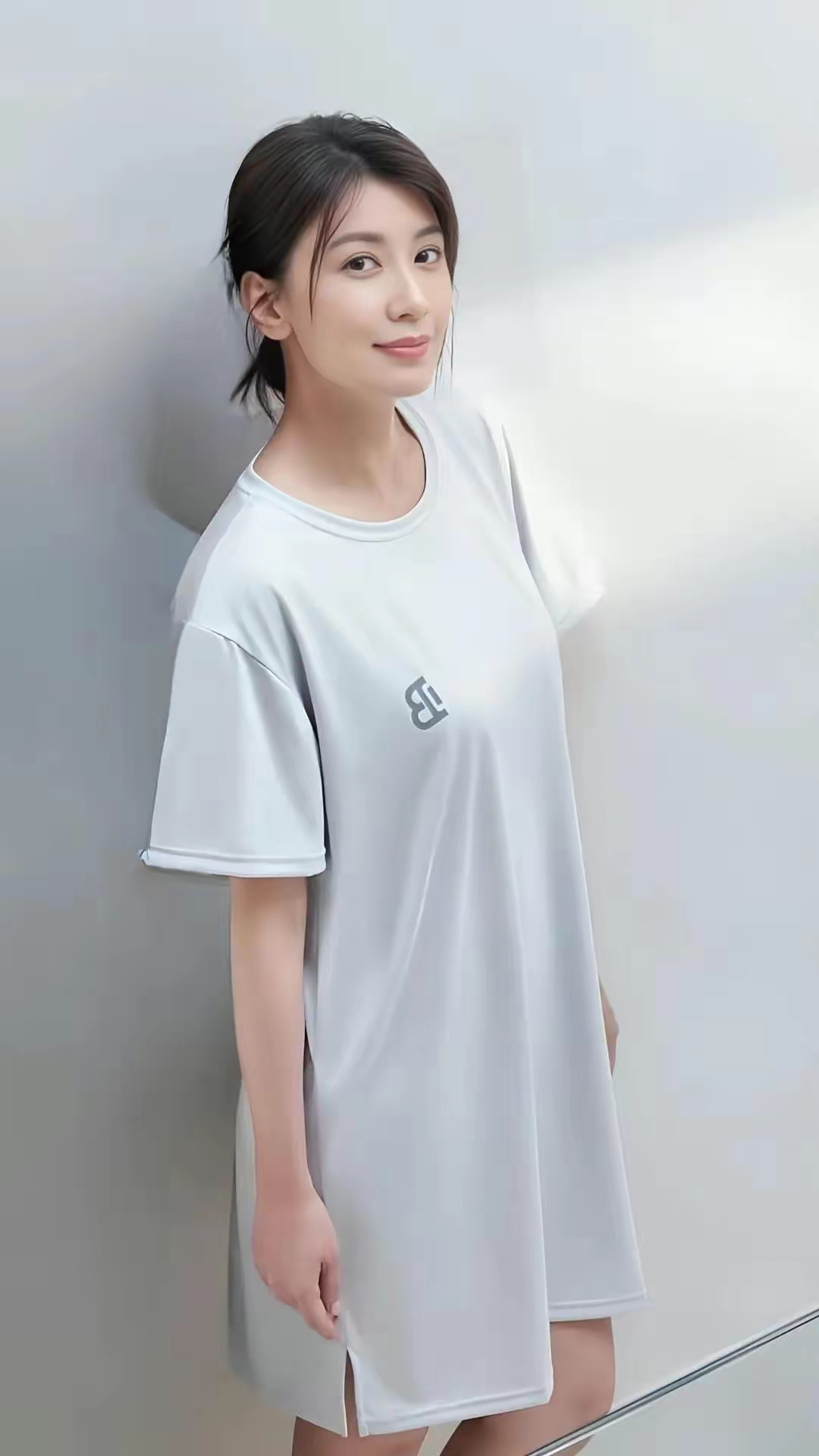 贾静雯写真插图6