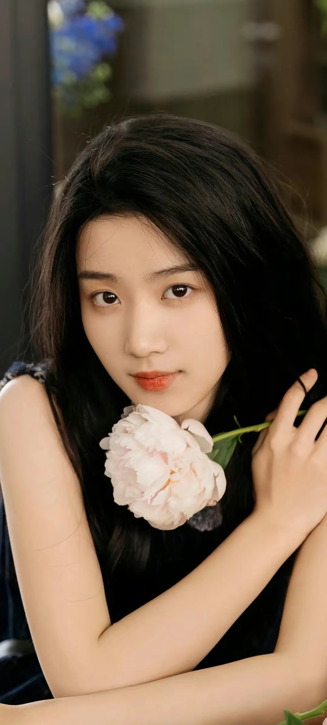 卢昱晓甜美可爱写真插图4