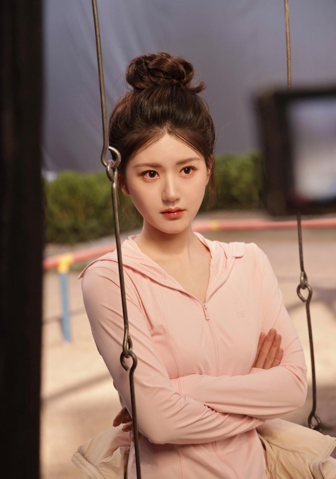 可爱的甜妹子赵露思写真插图2