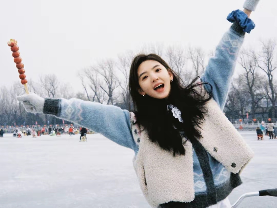章若楠雪中写真插图10