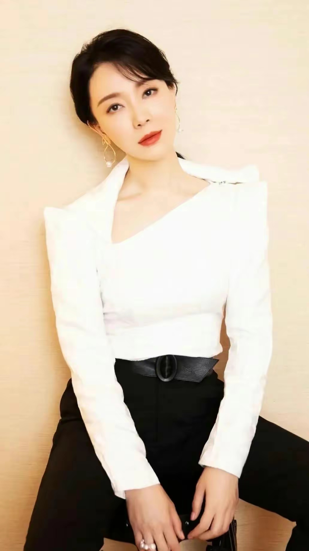 陈数写真，瑜伽健身裤下的成熟魅力插图5