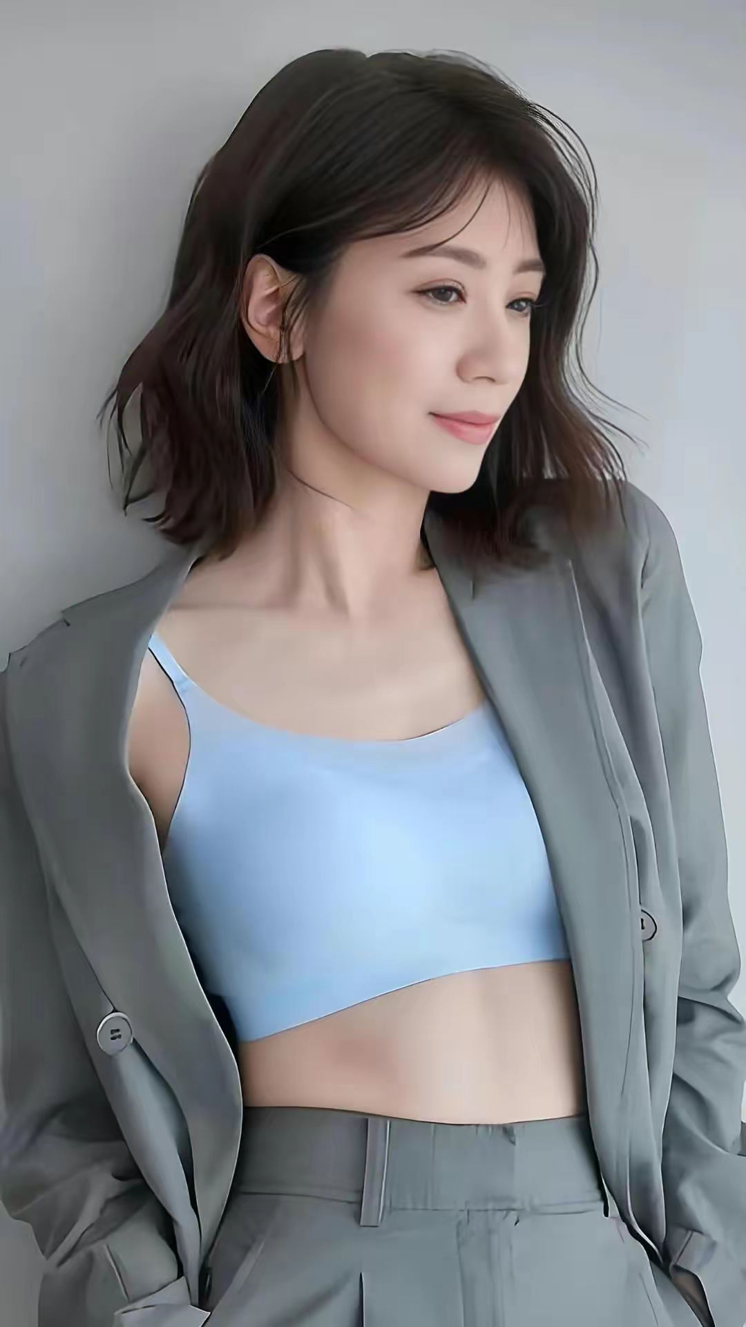 贾静雯写真插图3