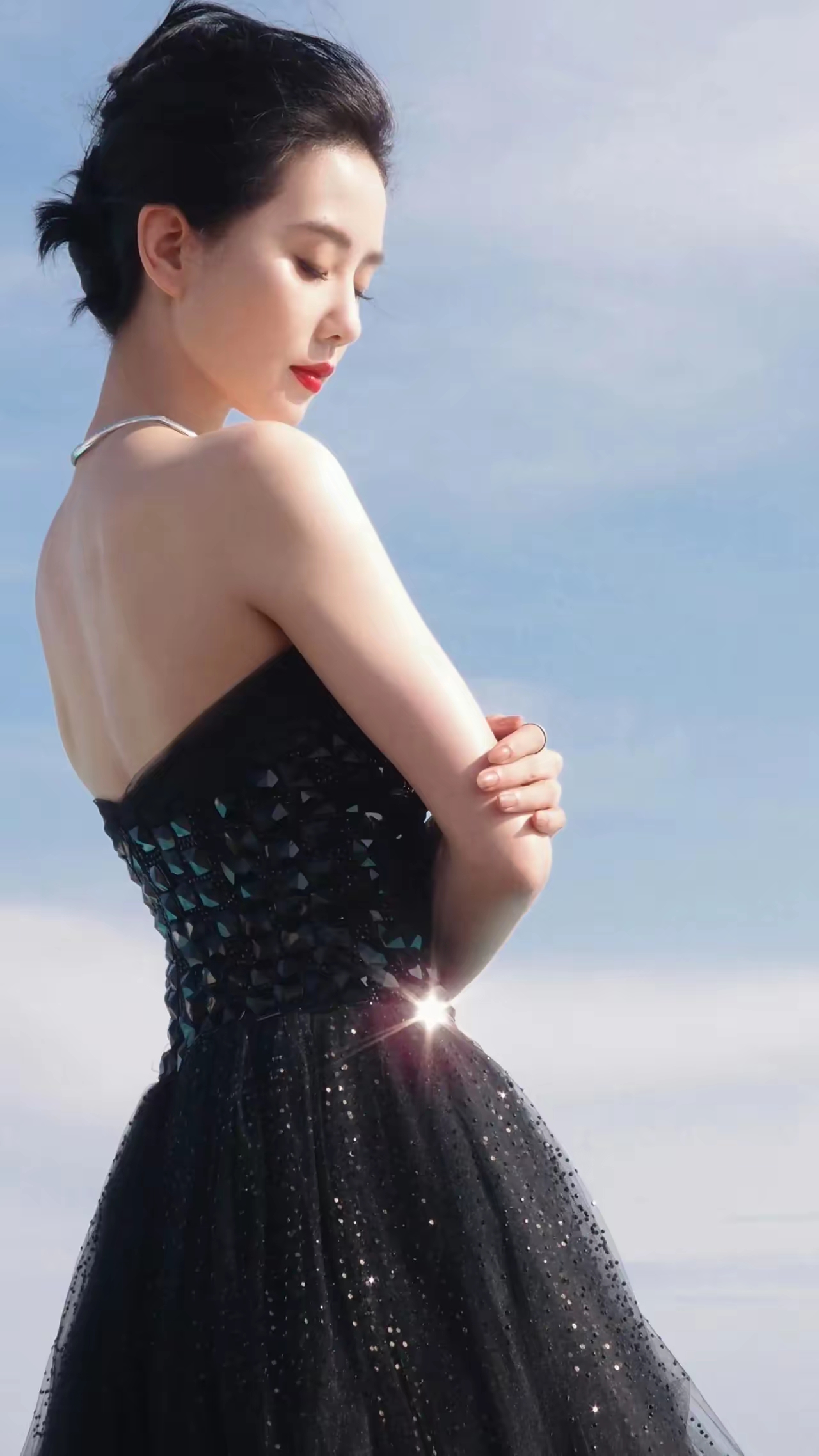 刘诗诗优雅写真壁纸插图3