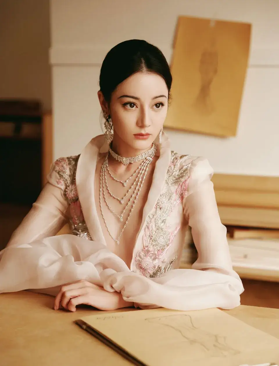 迪丽热巴性感写真插图11