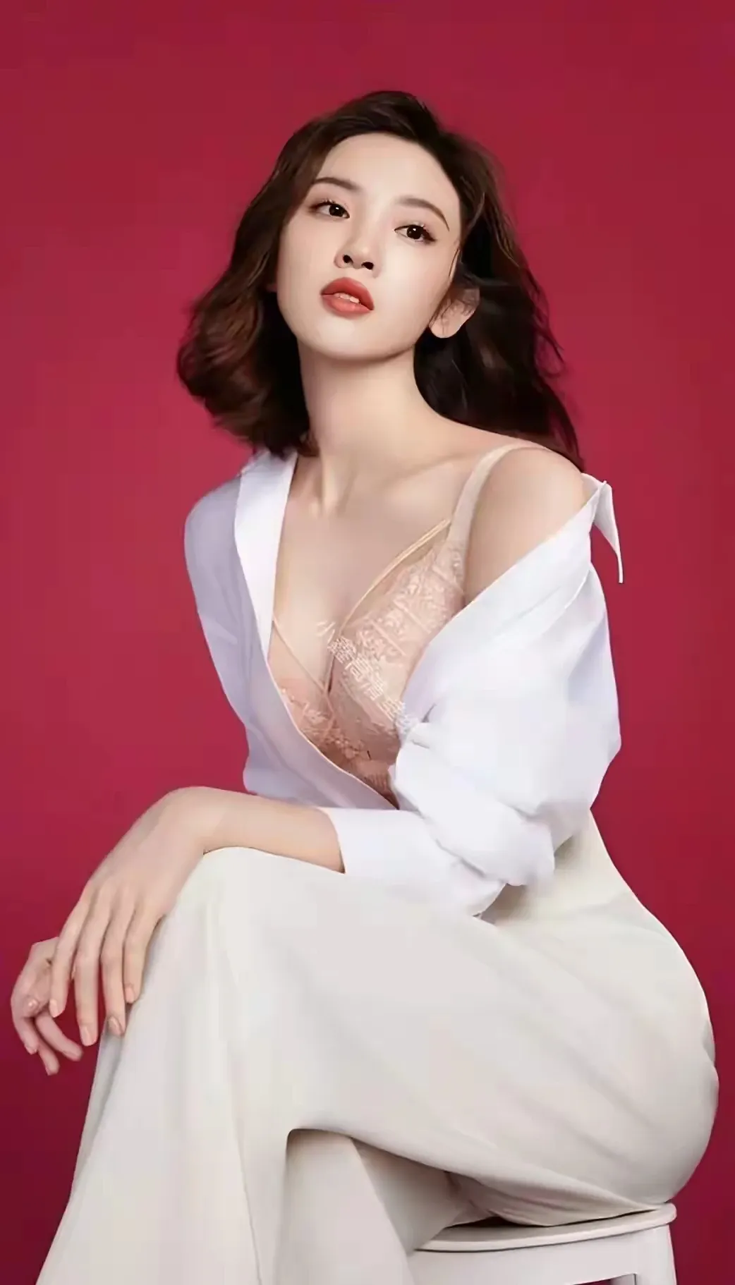 唐艺昕内衣写真插图2