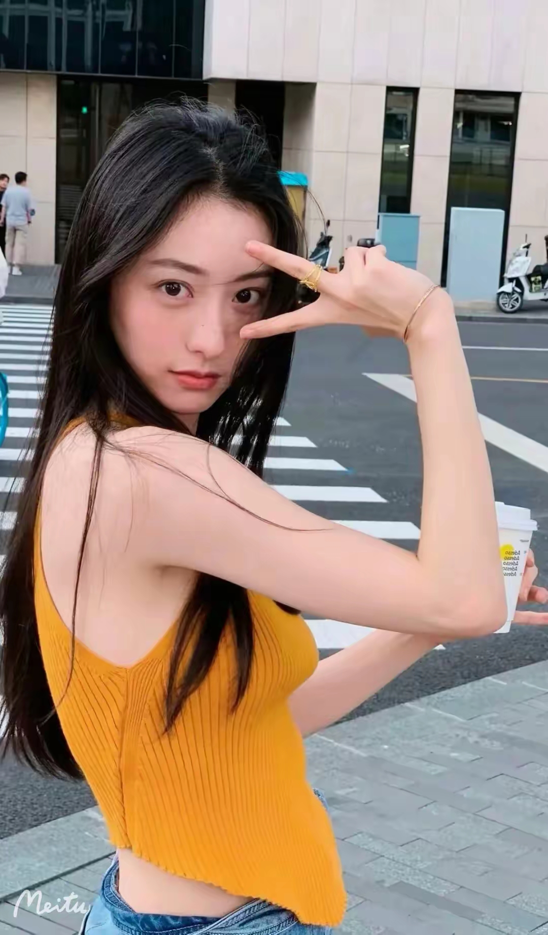 胡连馨写真插图12