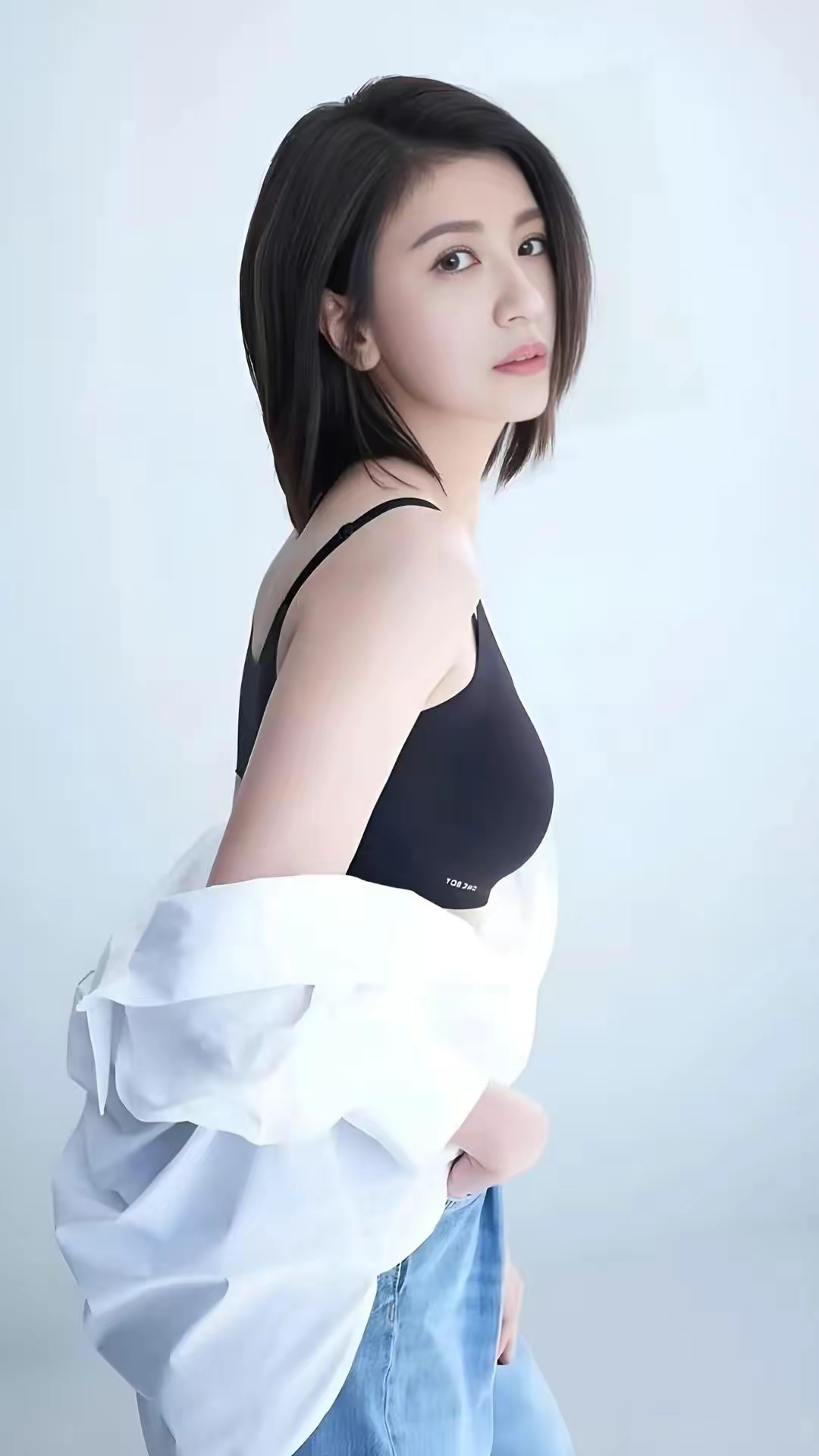 贾静雯写真插图2