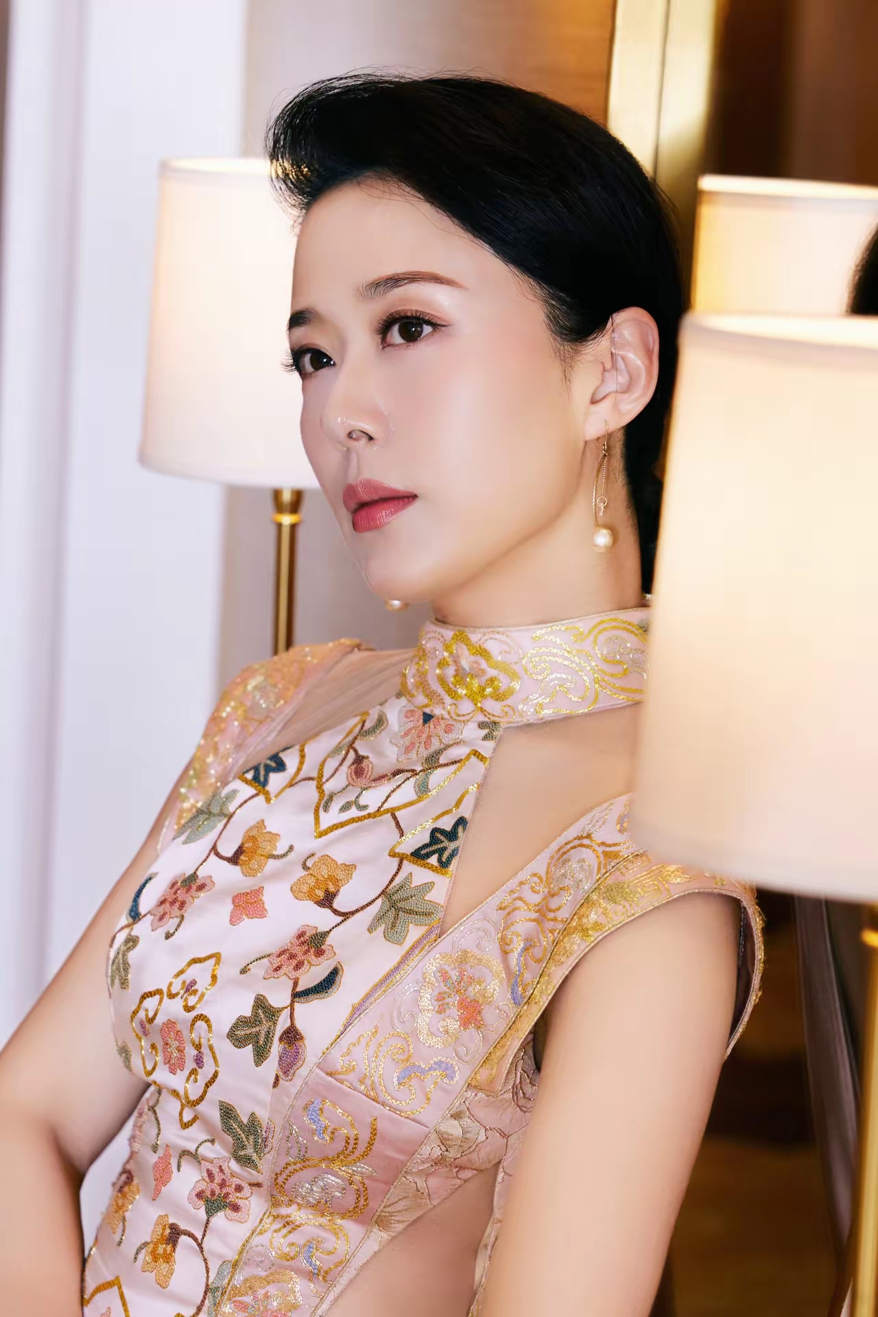 嫦娥美人颜丹晨写真插图3