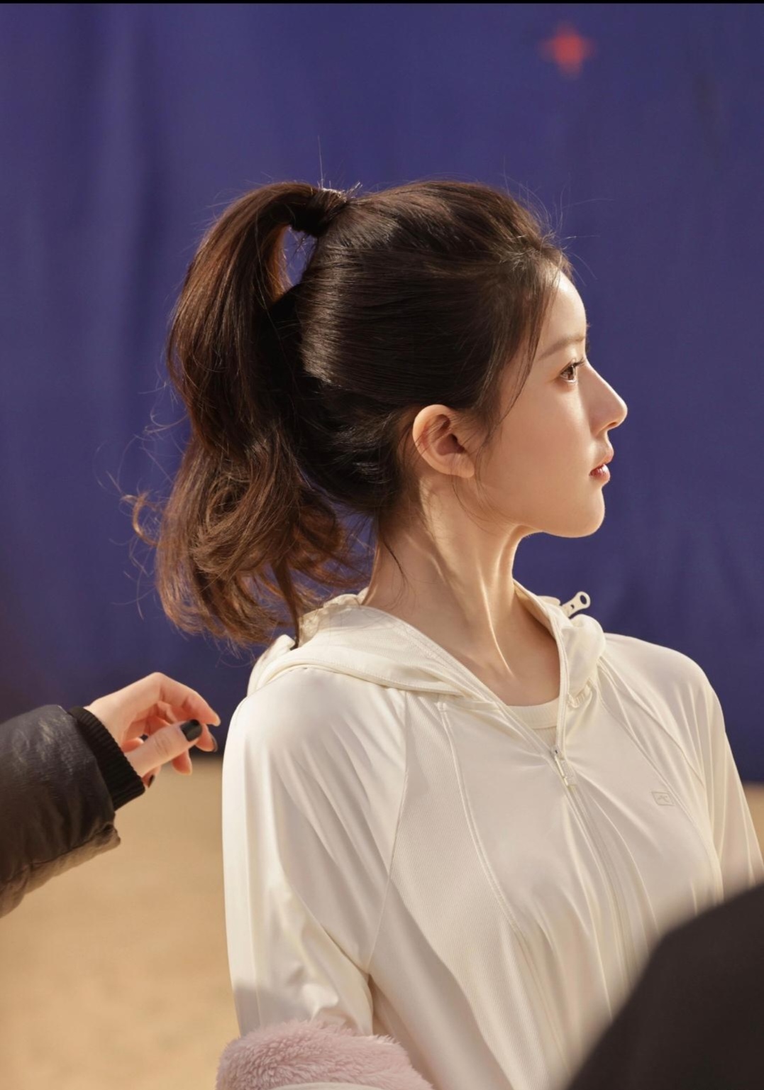 可爱的甜妹子赵露思写真插图3