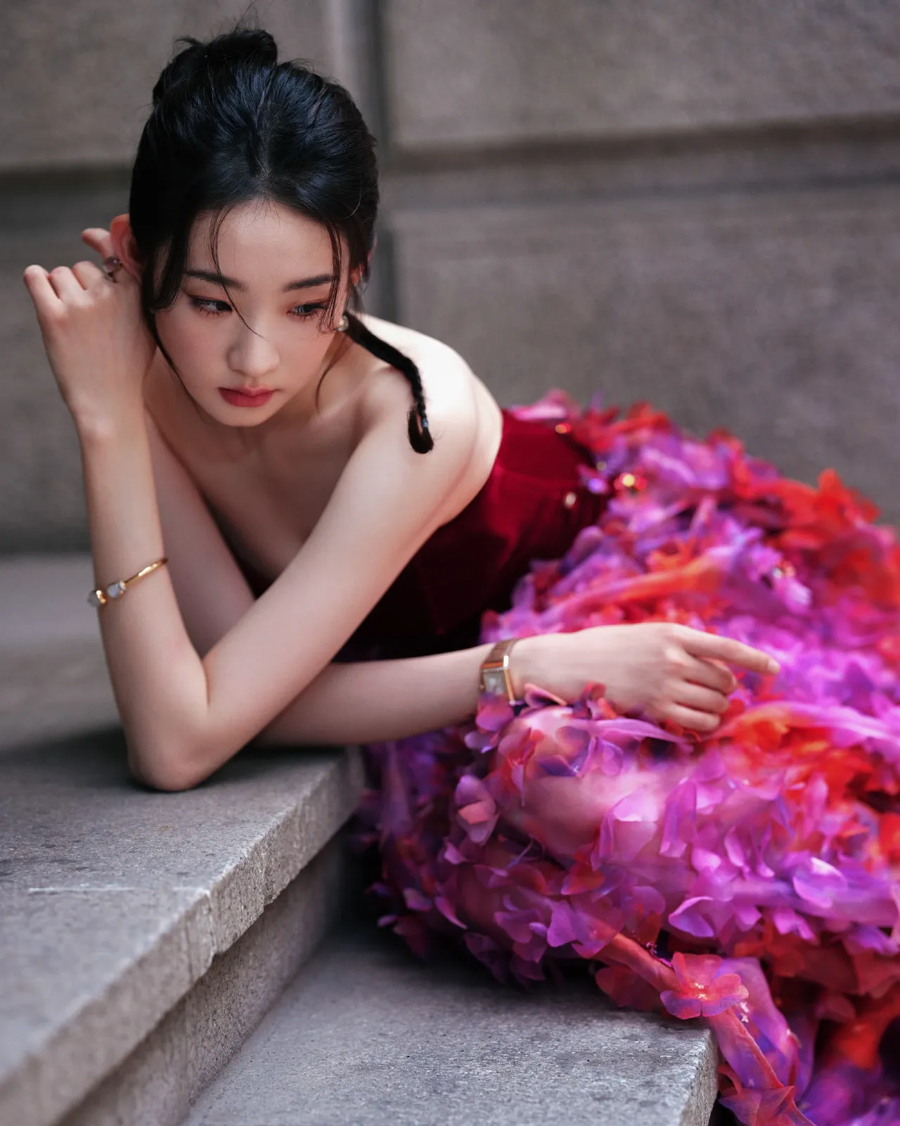 张艺凡性感写真插图2