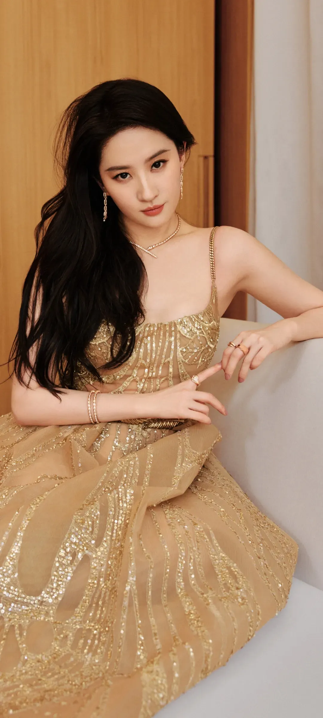 女神刘亦菲高贵典雅写真壁纸插图6