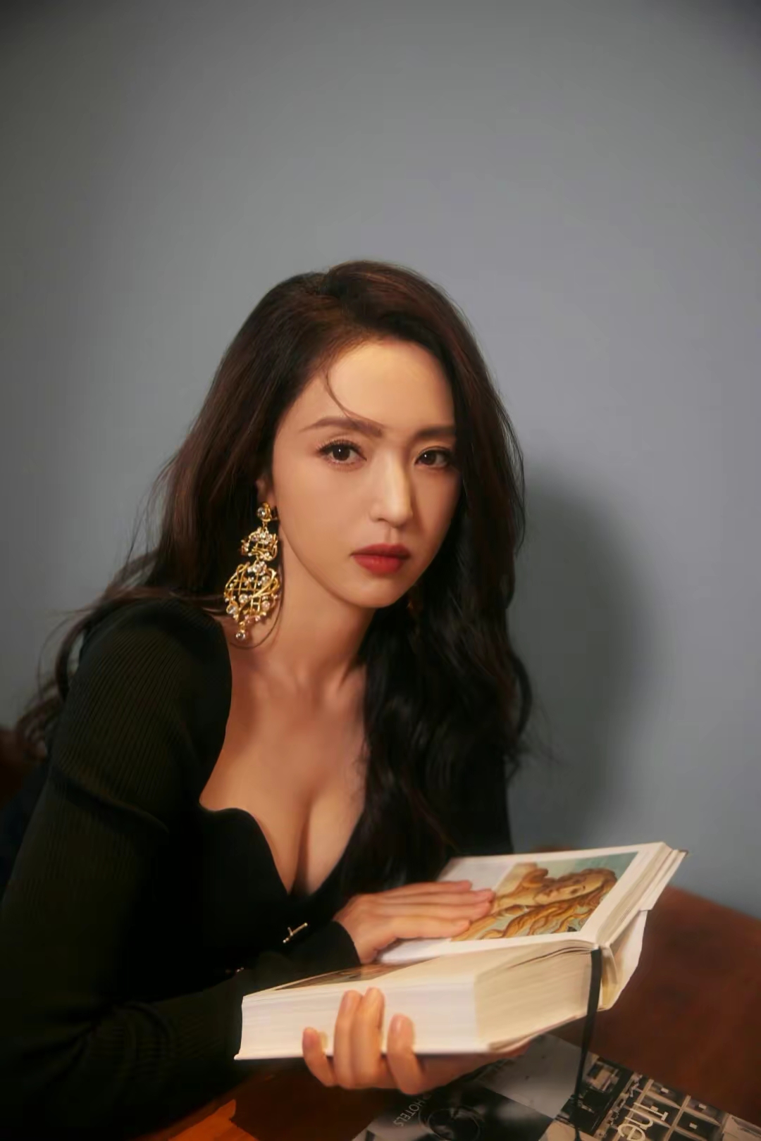 笑得很甜的董璇写真插图8