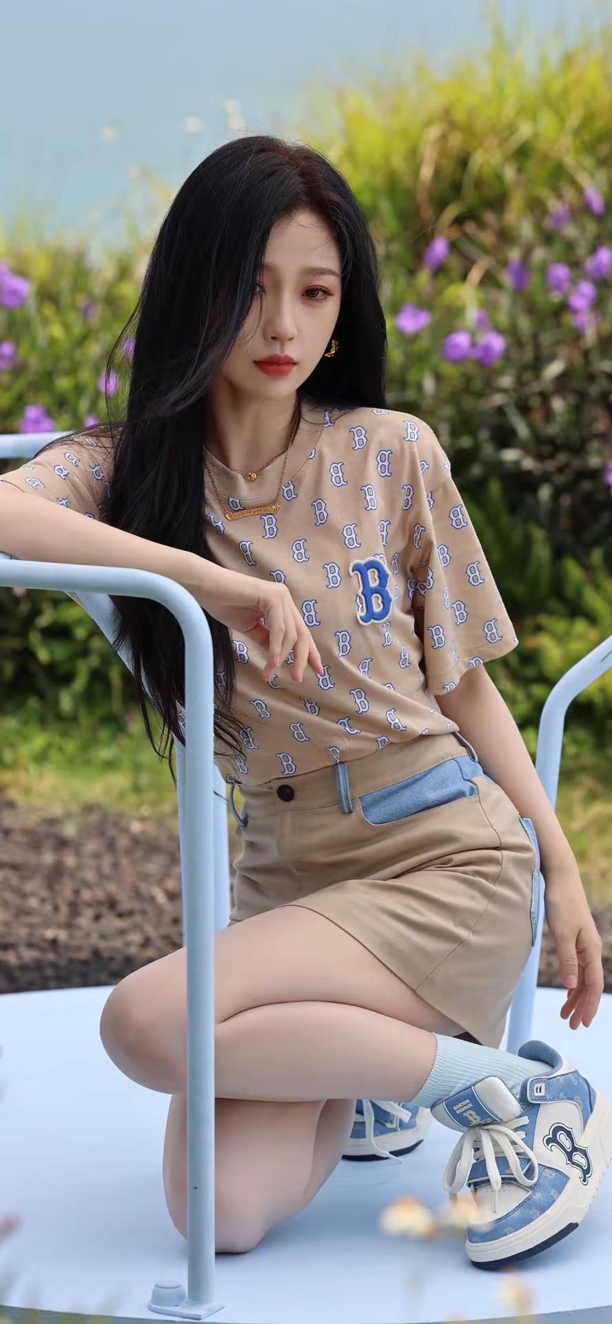 虞书欣甜美写真插图3