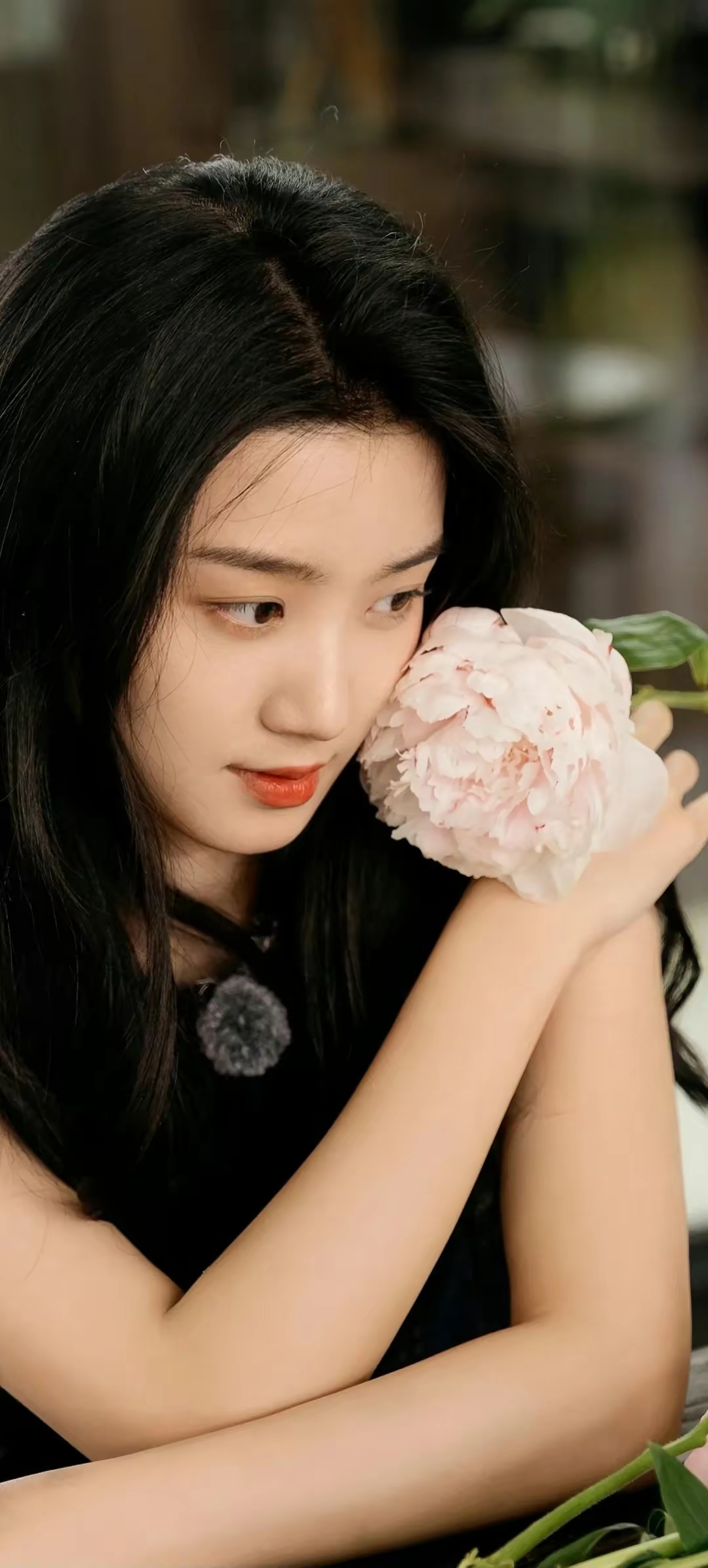 卢昱晓甜美可爱写真插图8