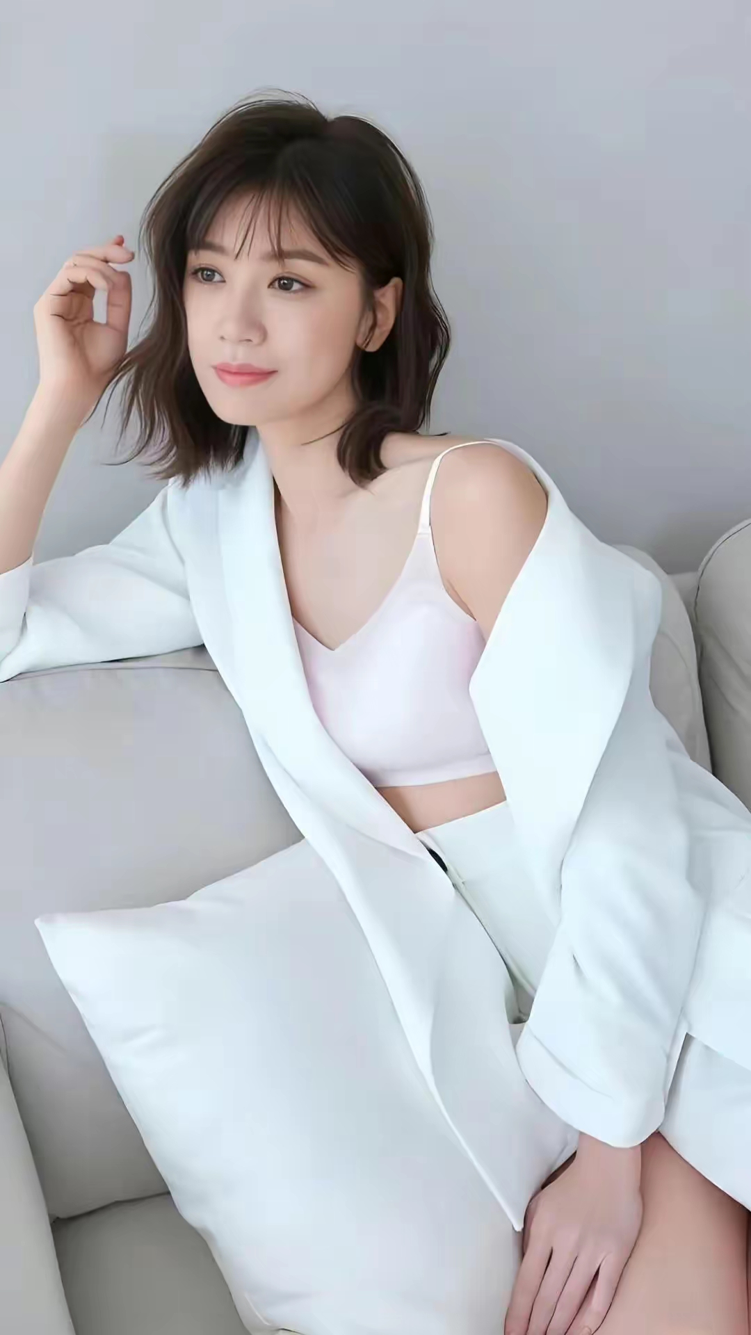 贾静雯写真插图1