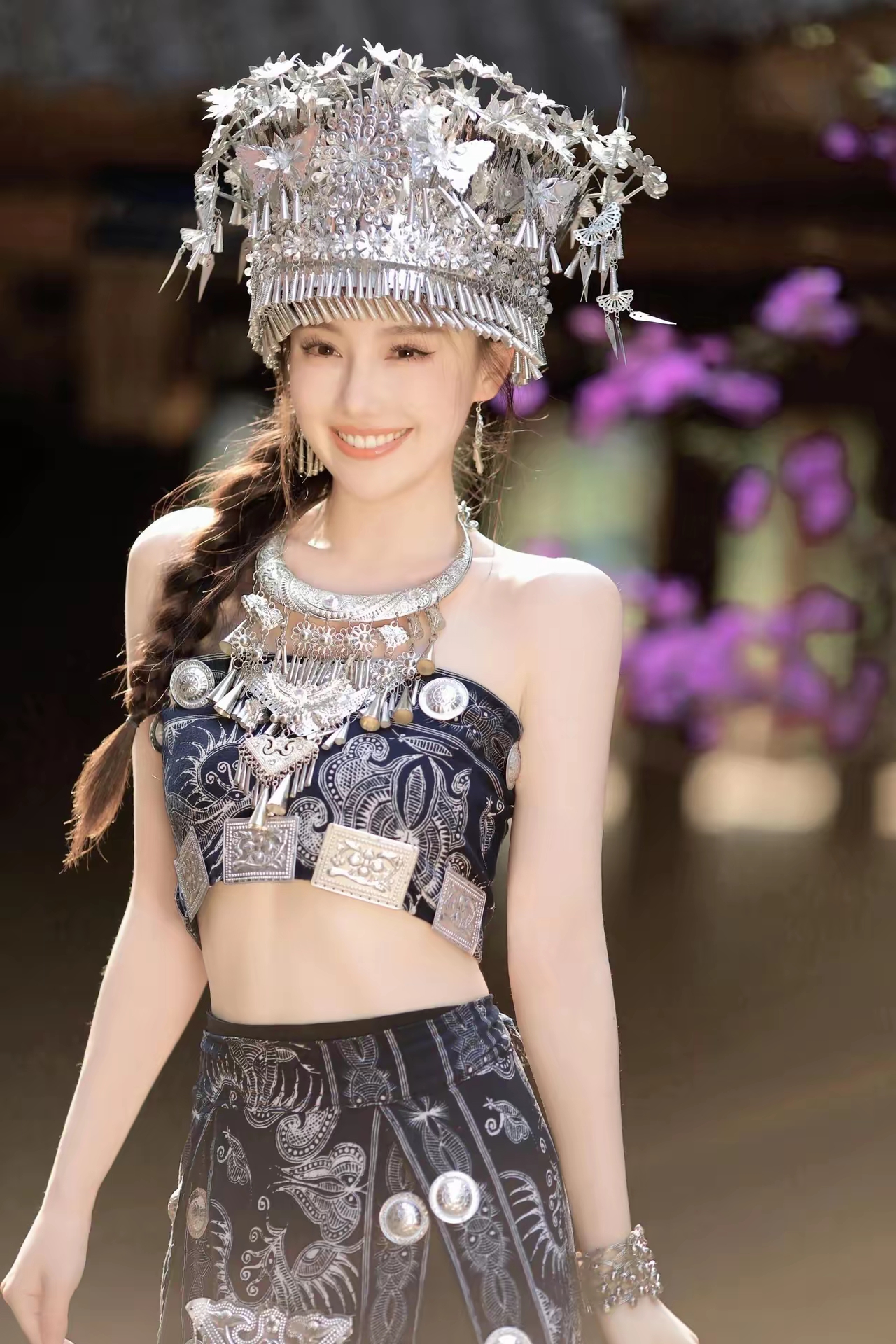 女神王鹤润苗族少女写真插图3