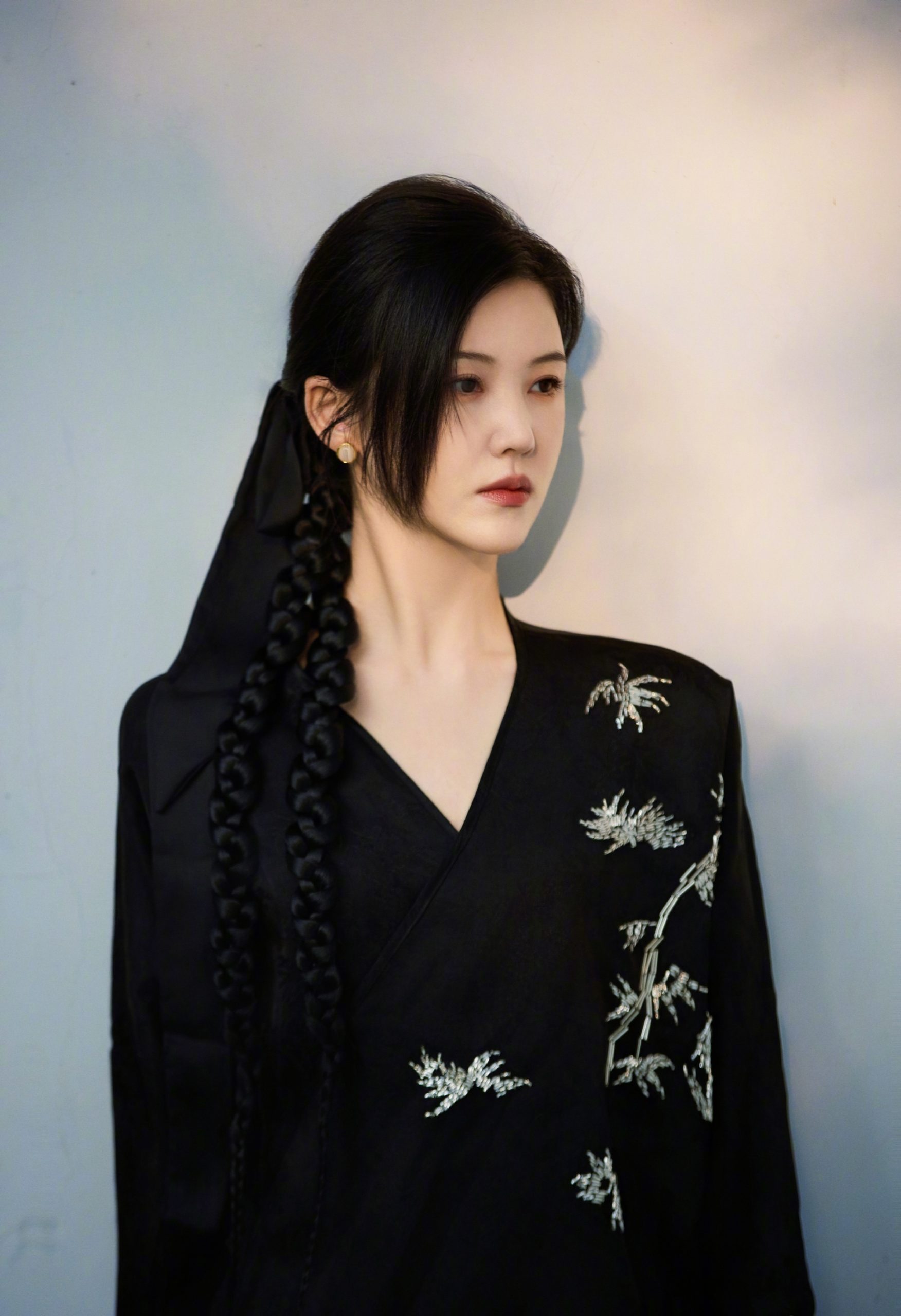 杨子珊气质优雅写真插图5