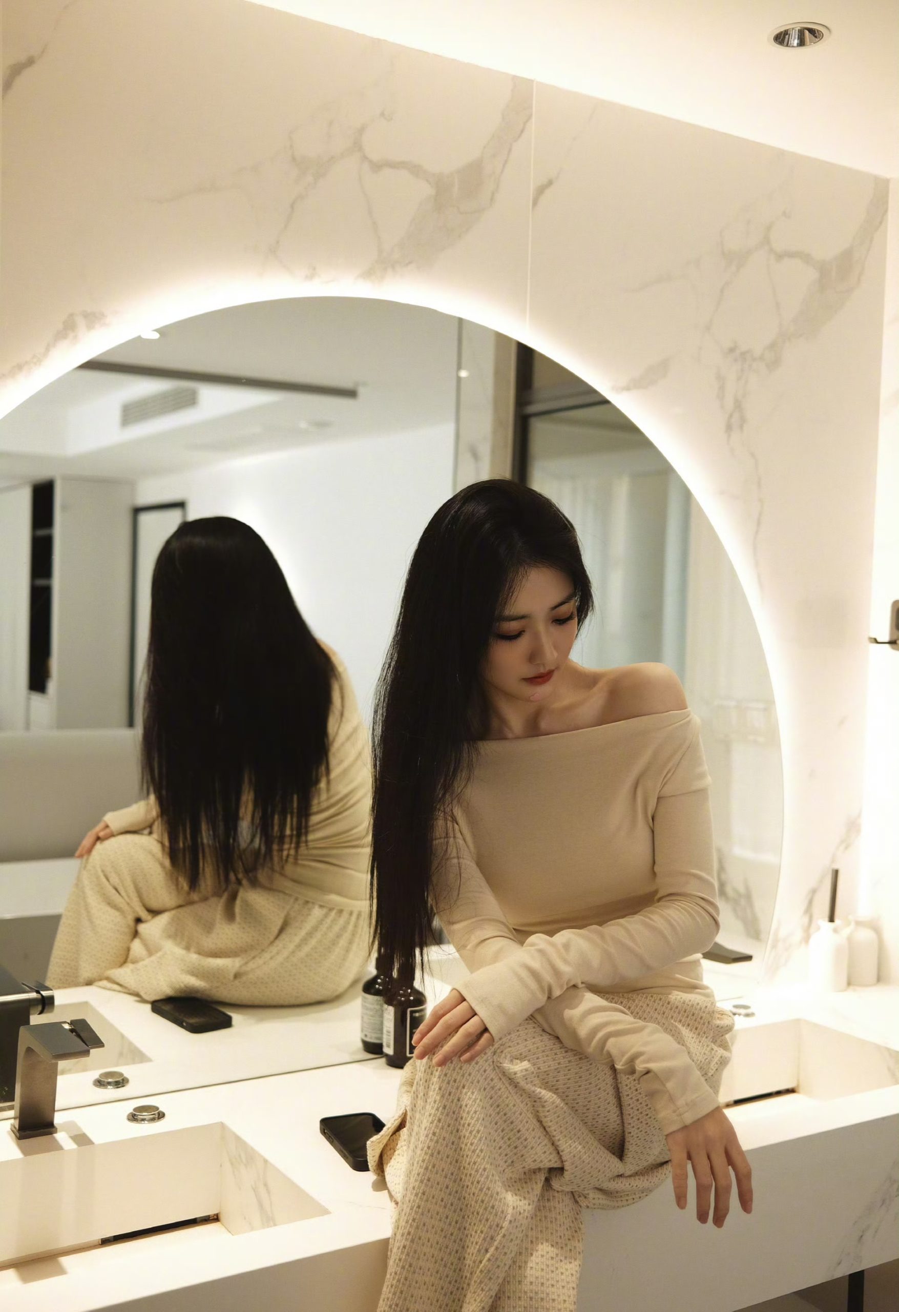 徐璐的卧室写真插图3