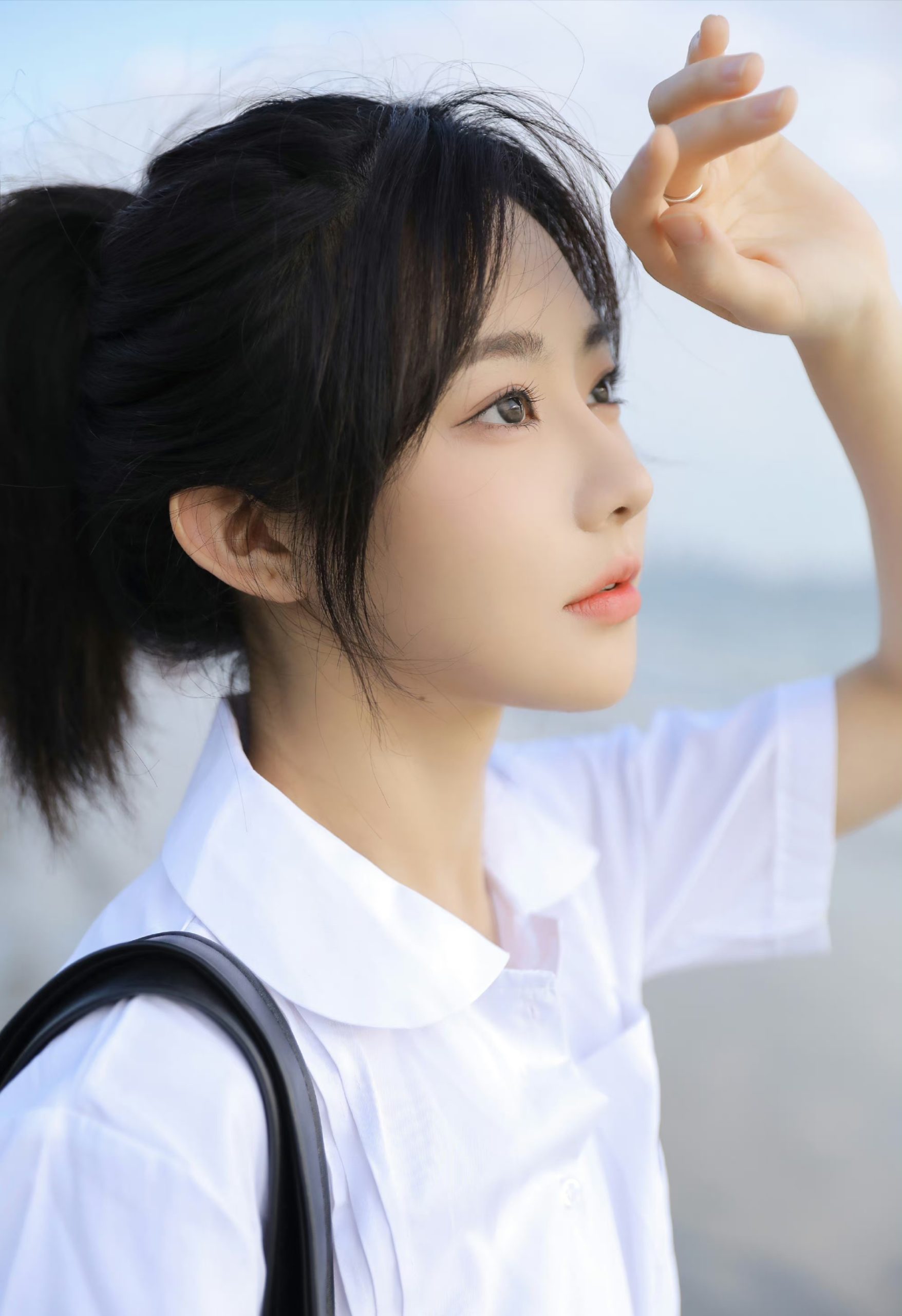 SNH48胡晓慧白衬衣小清新写真插图8