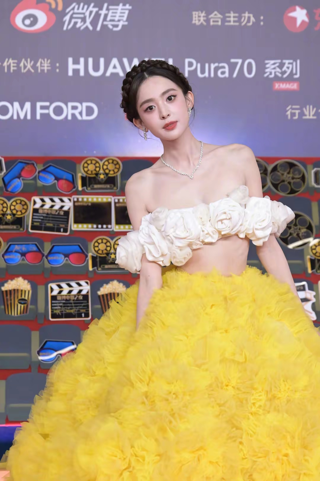 古力娜扎微博之夜红毯写真插图6