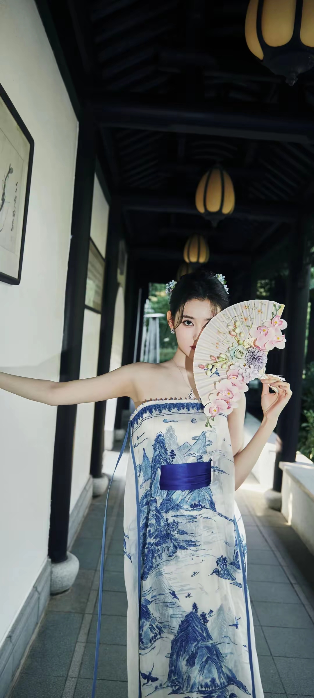 蒋依依中国风写真壁纸插图2