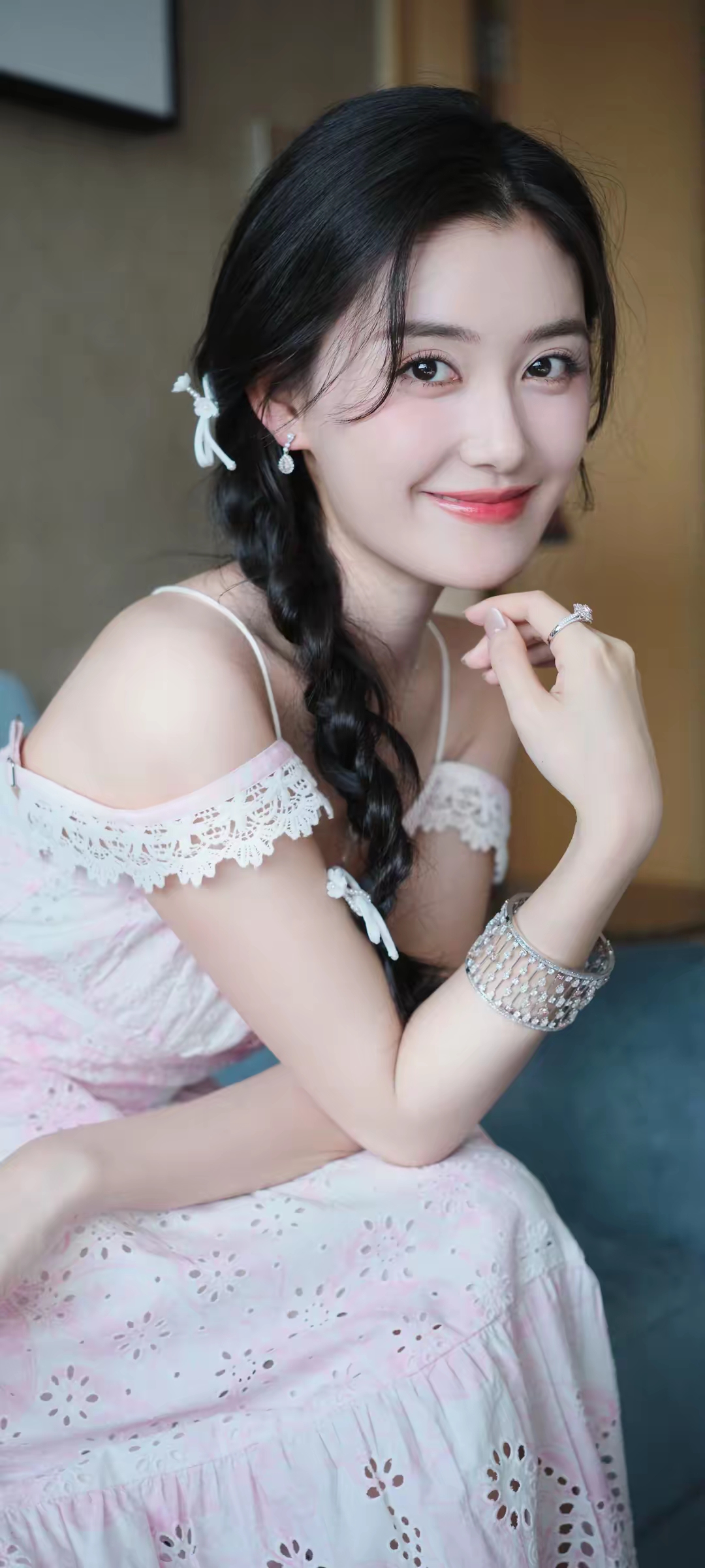 蒋依依写真壁纸插图5