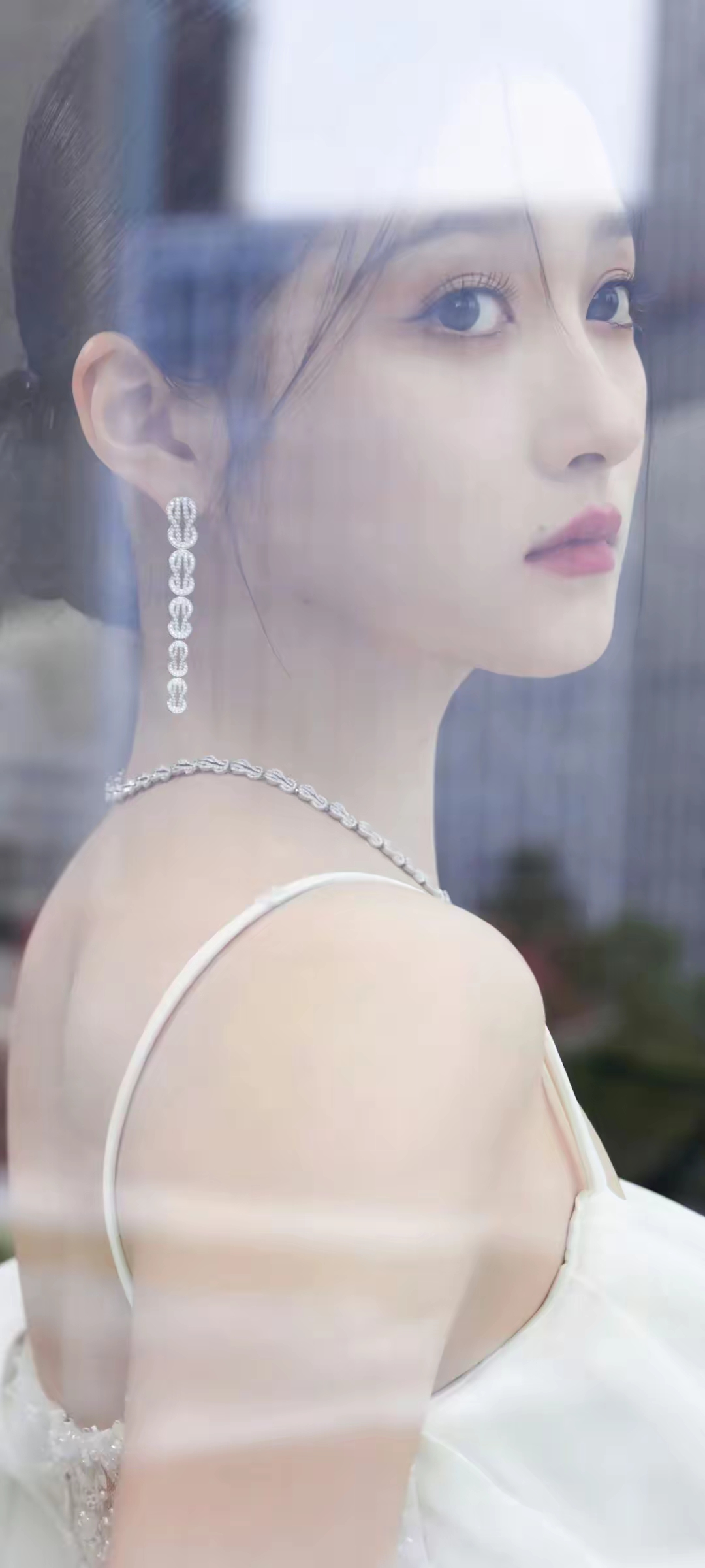 关晓彤高清写真壁纸插图3