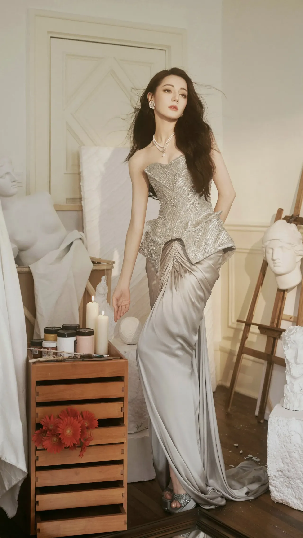 迪丽热巴写真插图1