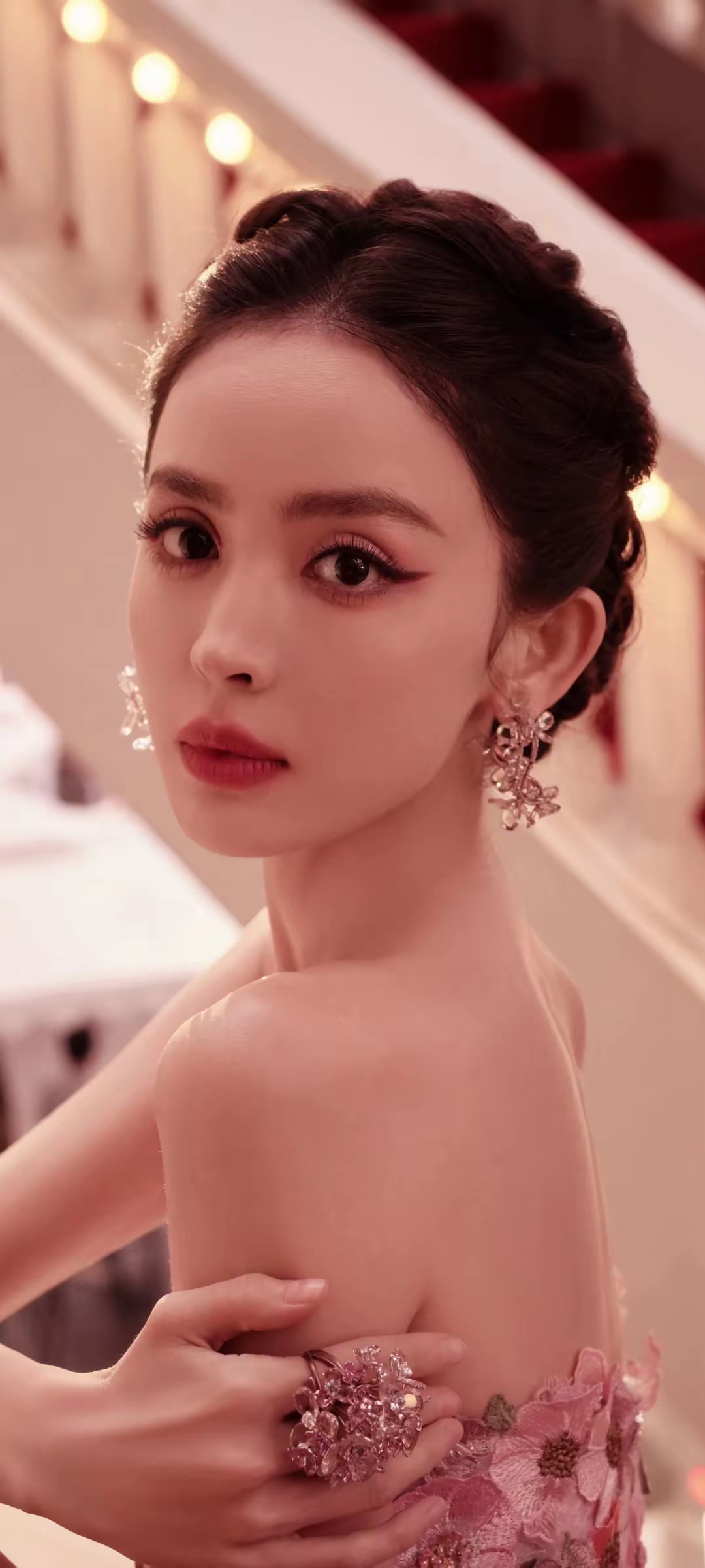 古力娜扎高清写真壁纸插图4