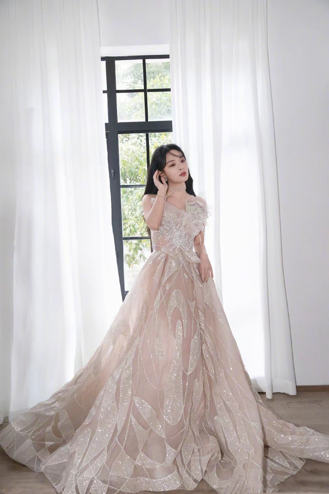 李莎旻子写真插图2