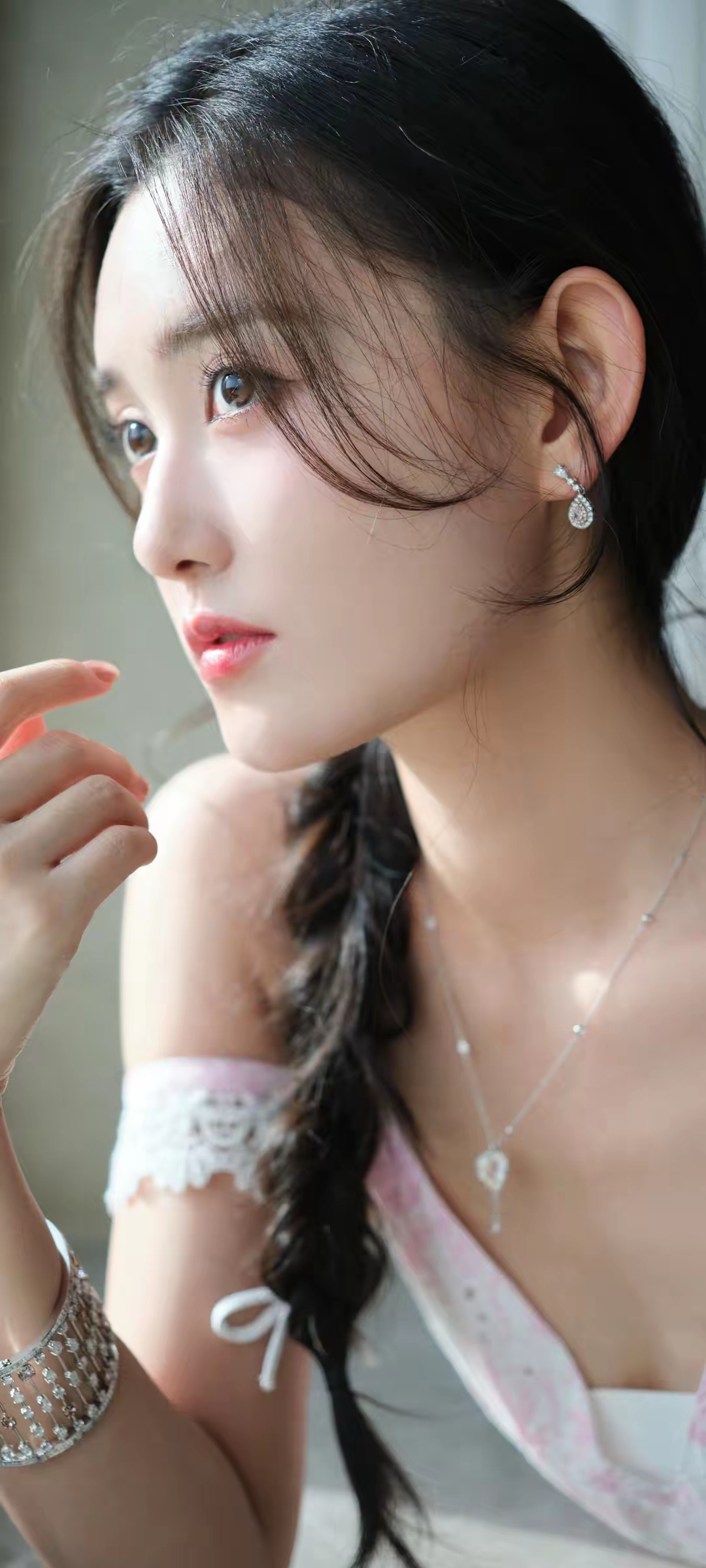 蒋依依写真壁纸插图8