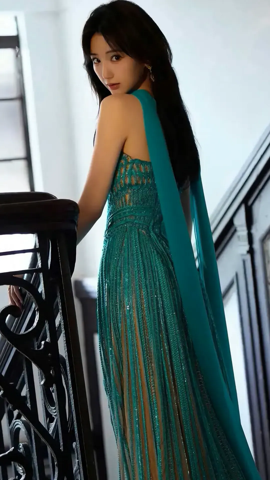 毛晓彤风情万种写真插图12
