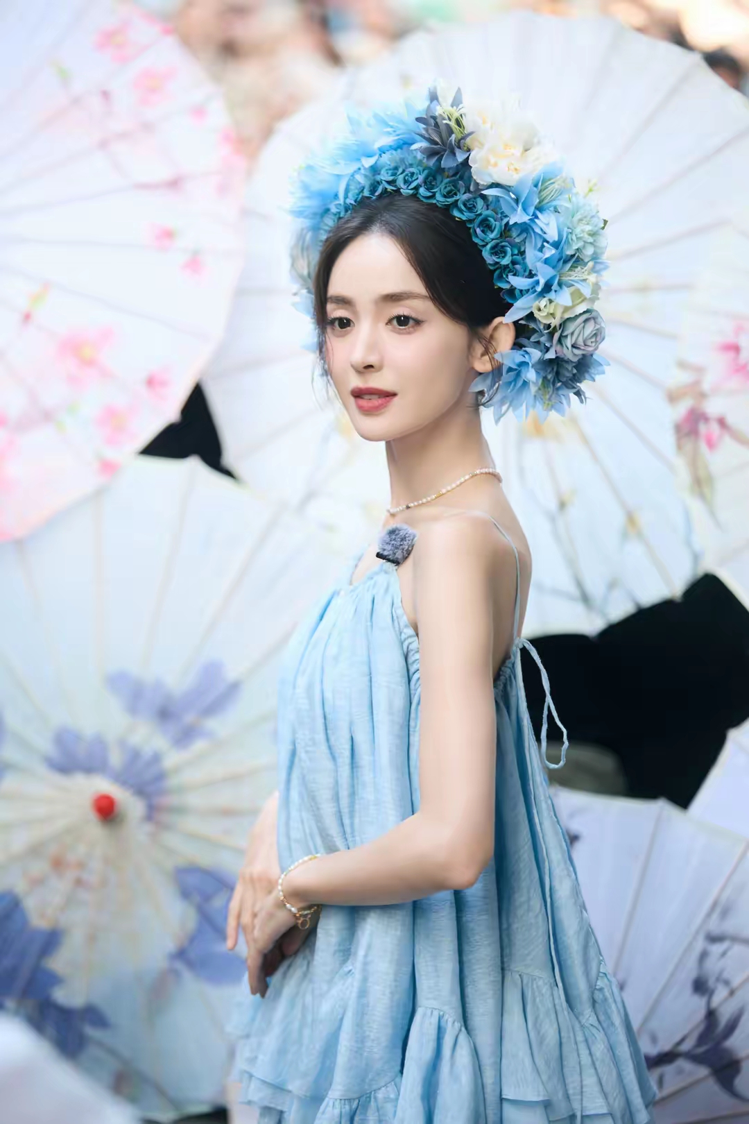 古力娜扎明艳写真插图11