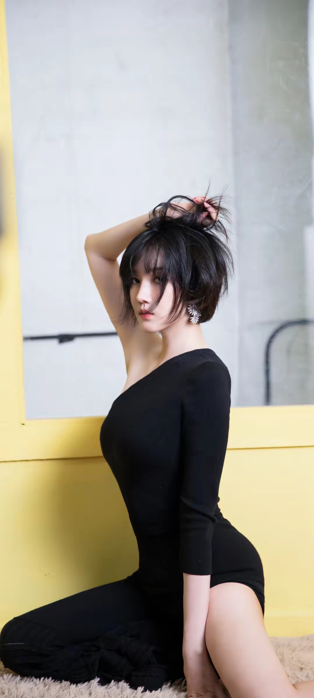 陈小纭优雅写真壁纸插图2