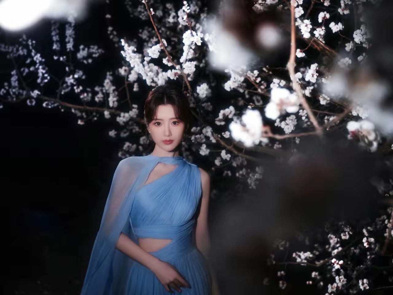 毛晓彤蓝色长裙写真插图6