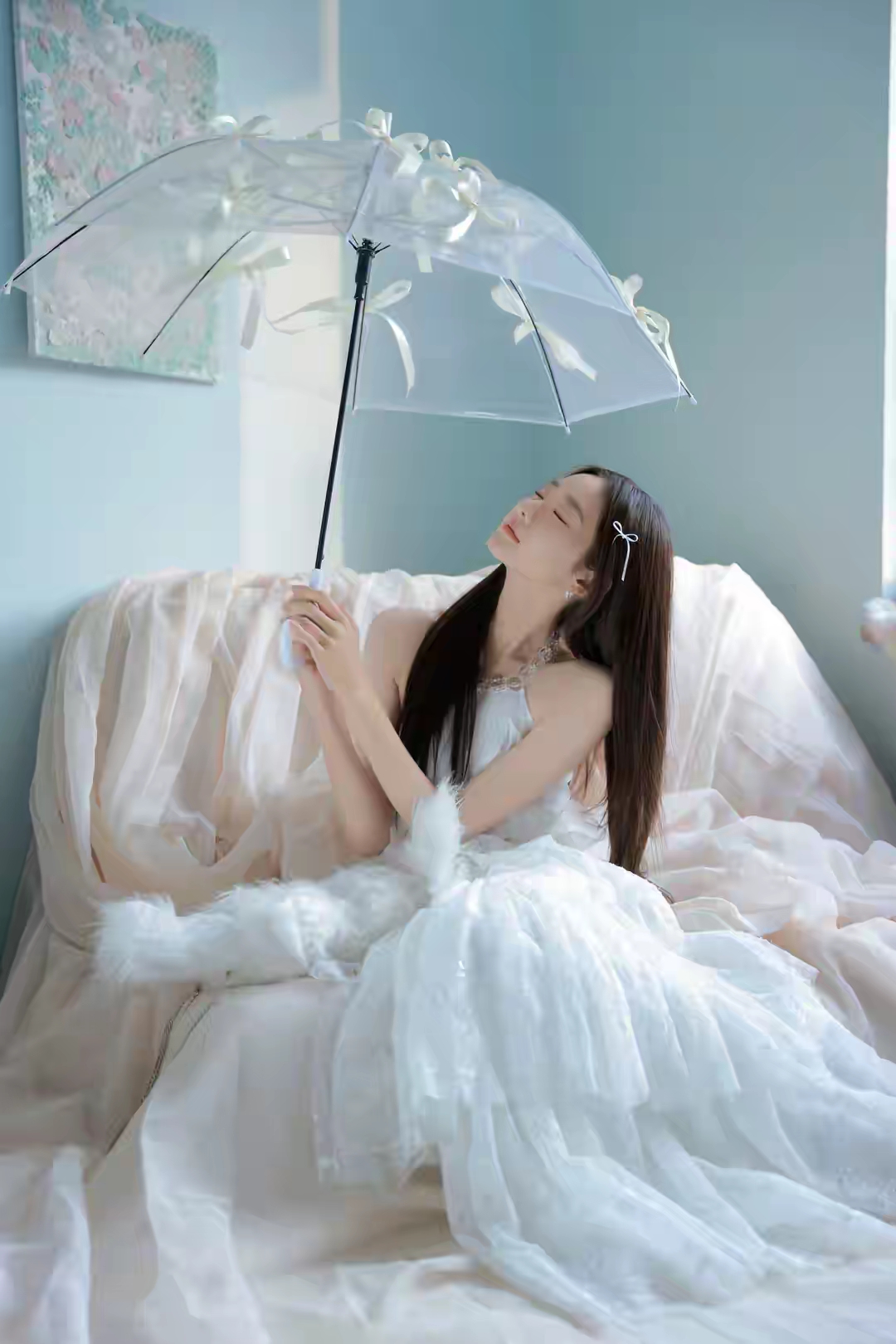 张艺凡白裙写真插图6