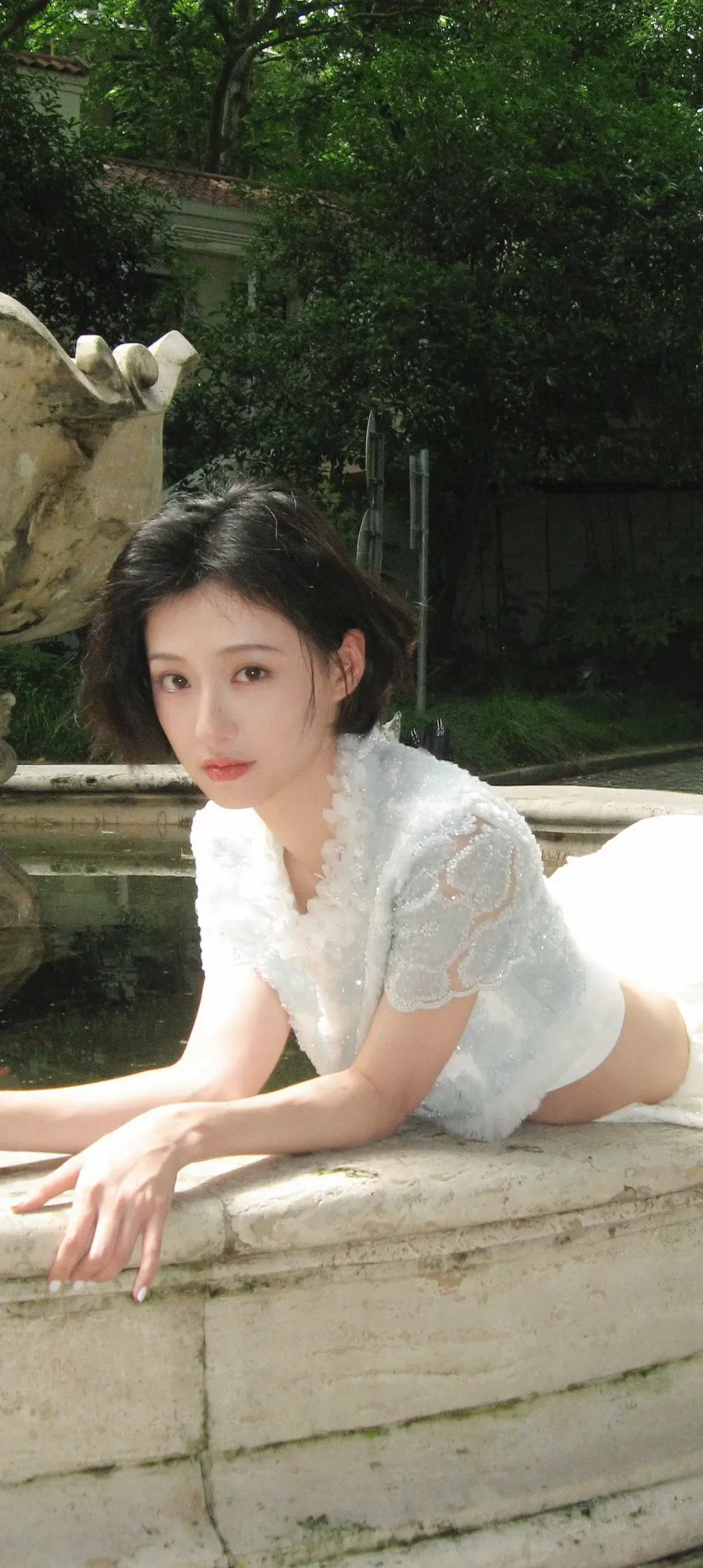 胡连馨短发写真插图7
