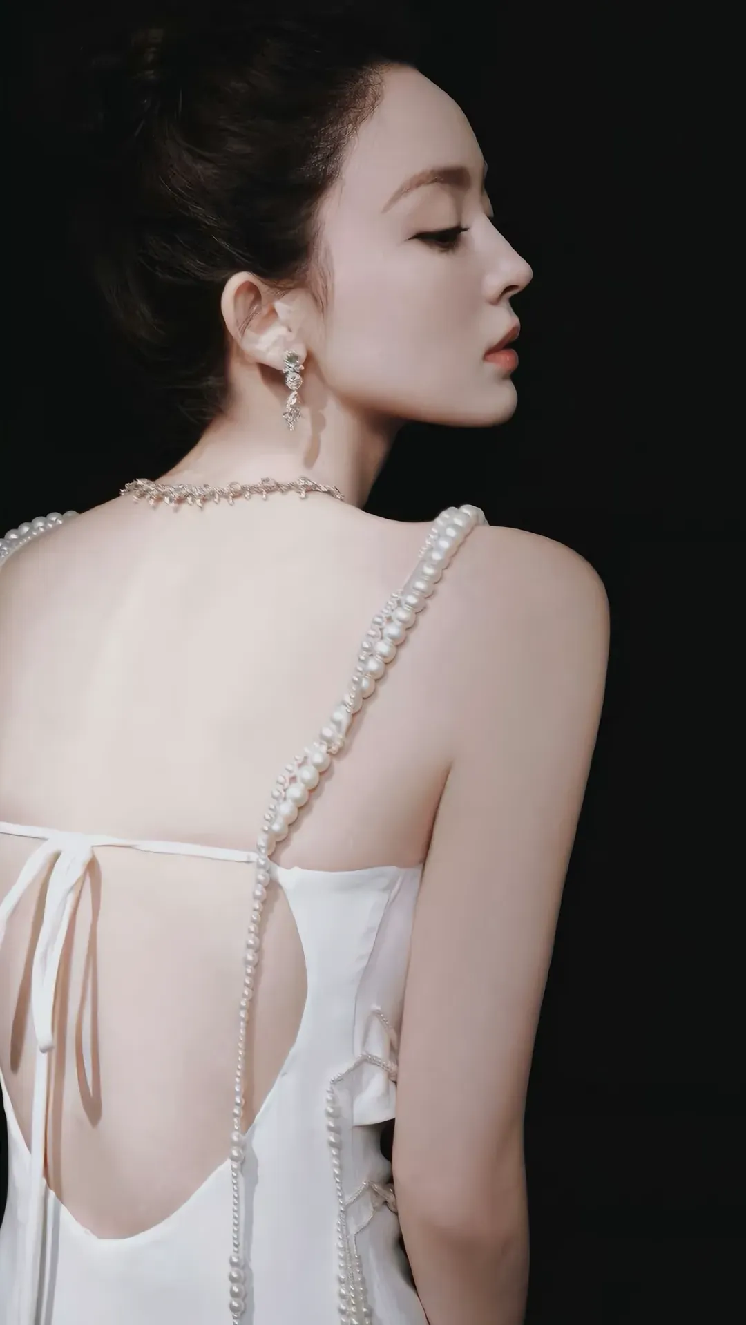 古力娜扎白裙写真插图7