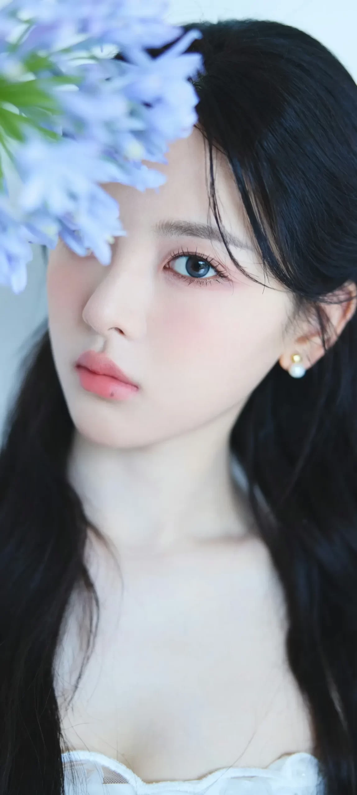 杨超越白裙写真插图3