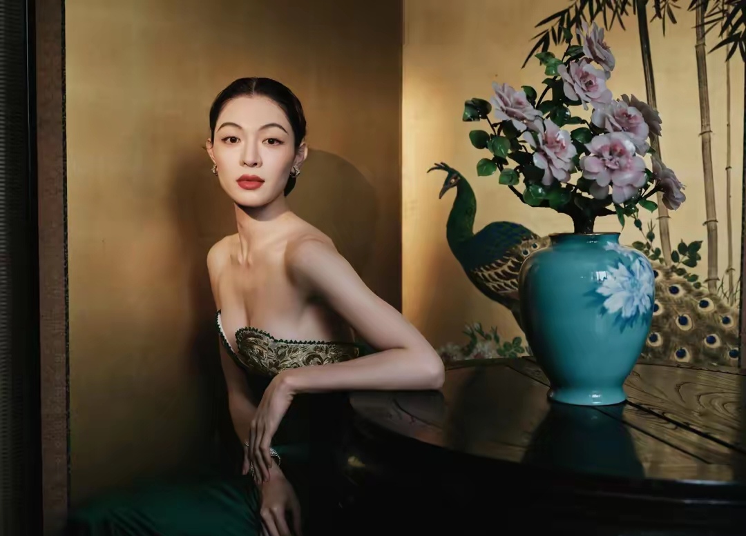 钟楚曦写真插图9