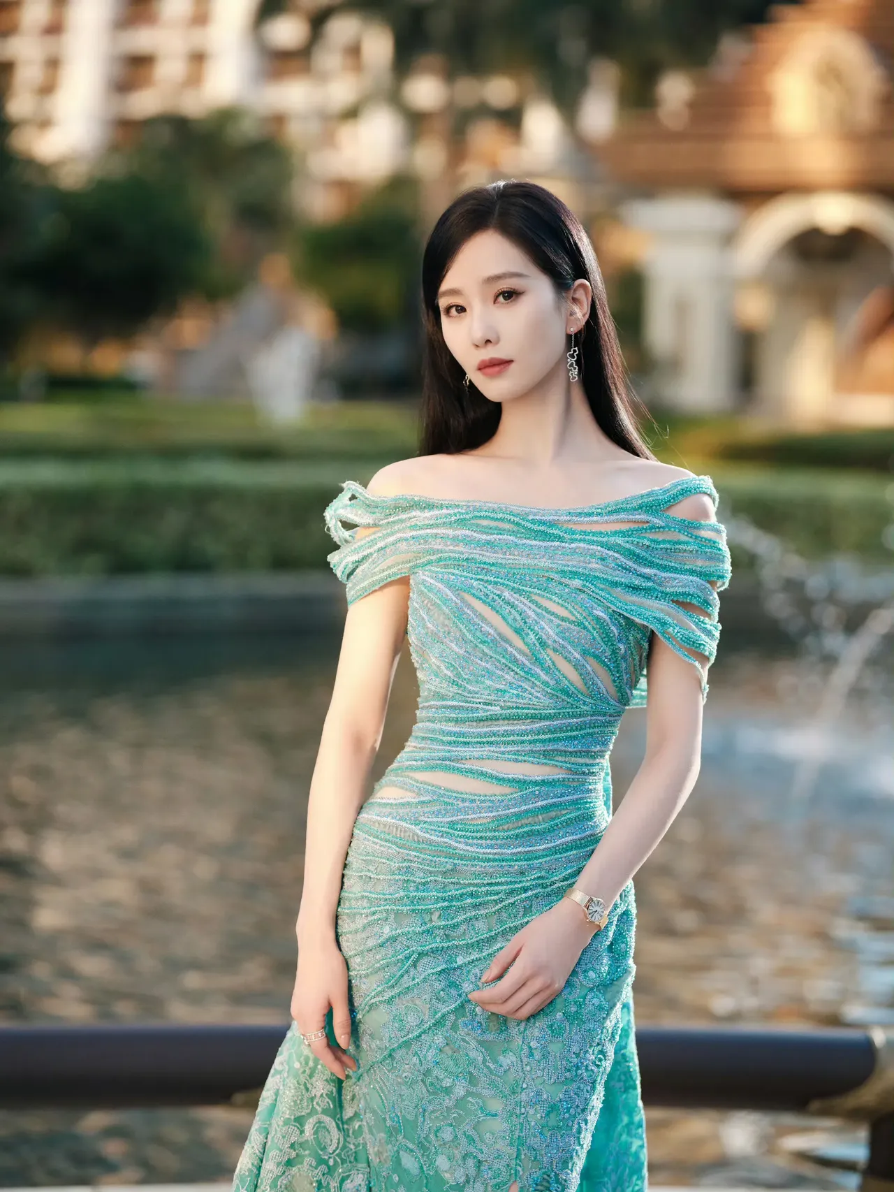 刘诗诗绿色裙子写真插图4