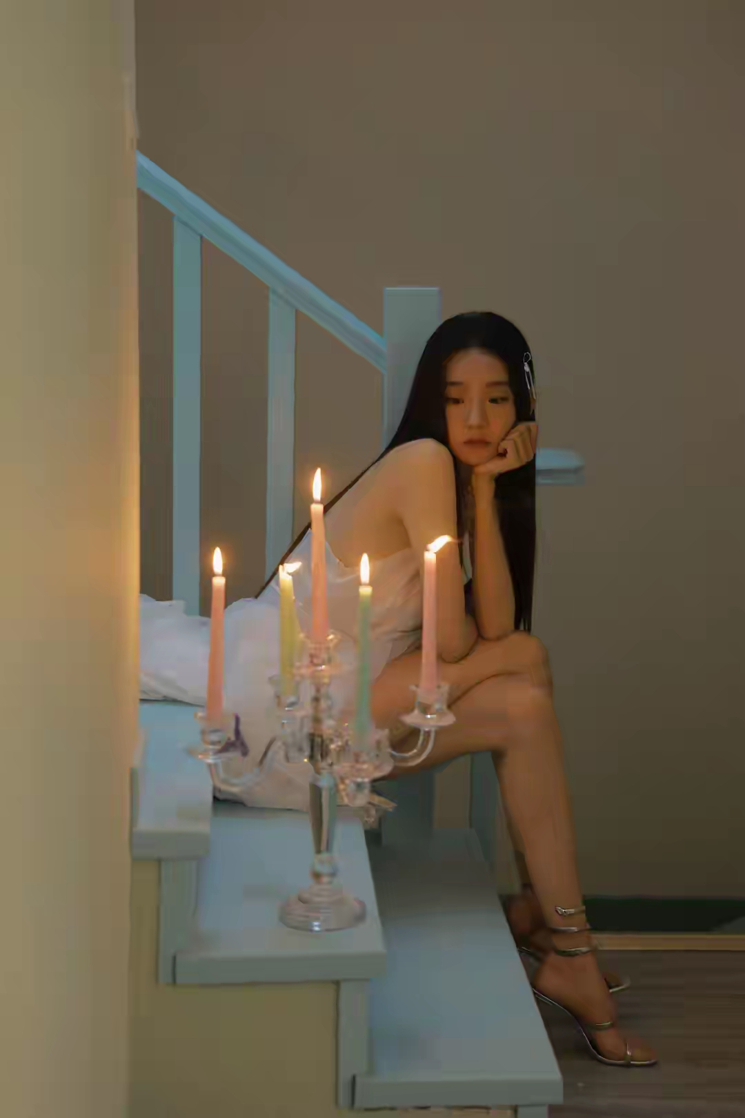 张艺凡白裙写真插图9