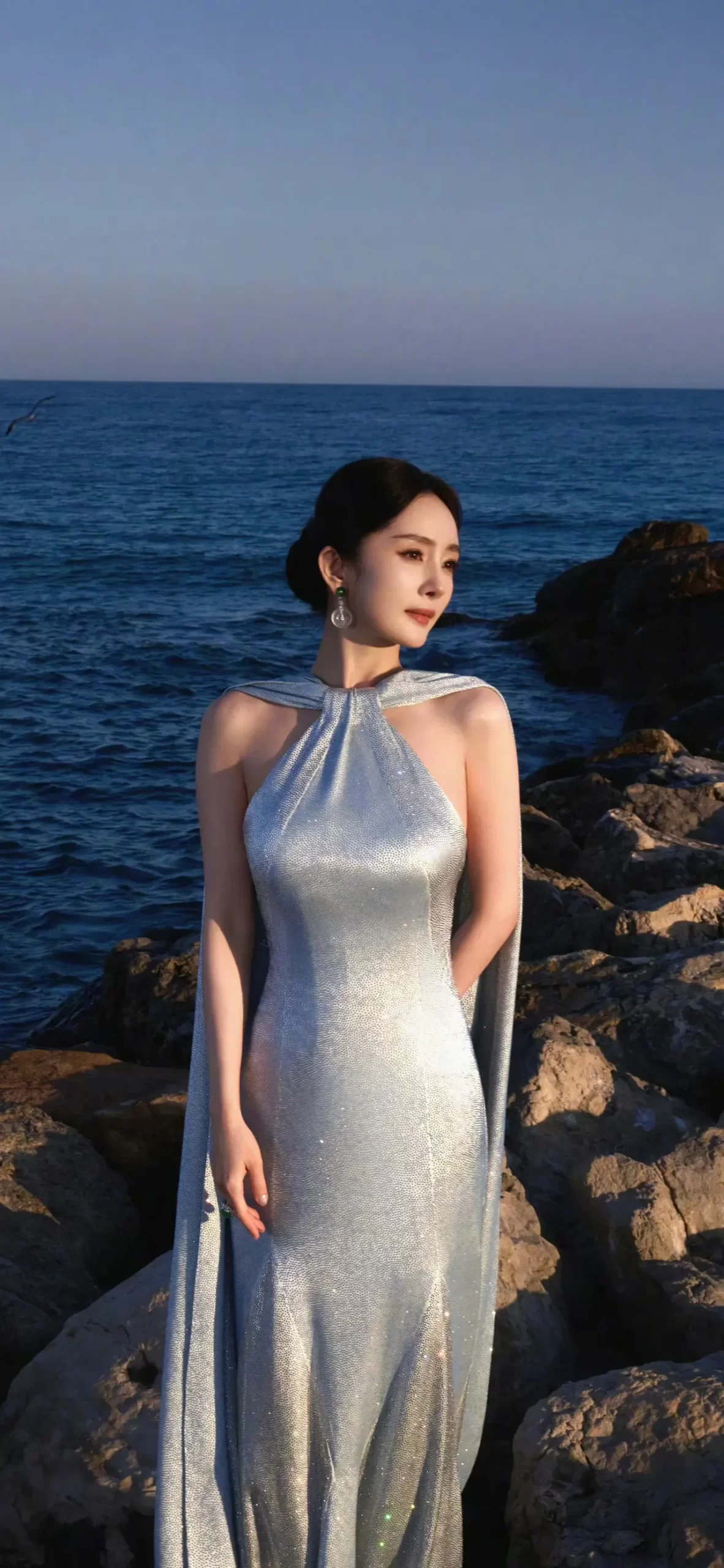 杨幂海边长裙写真插图4