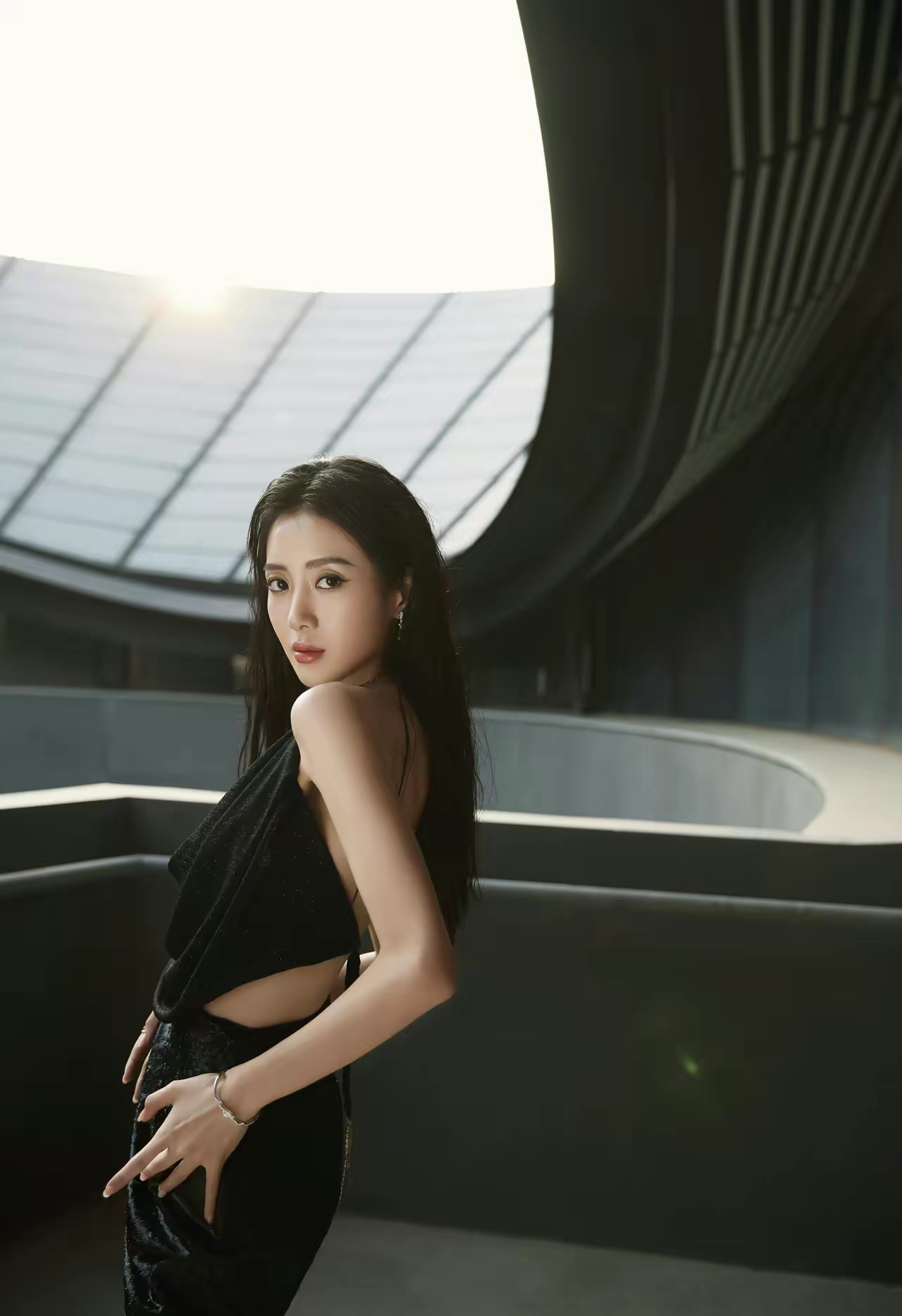 王梓薇写真插图5