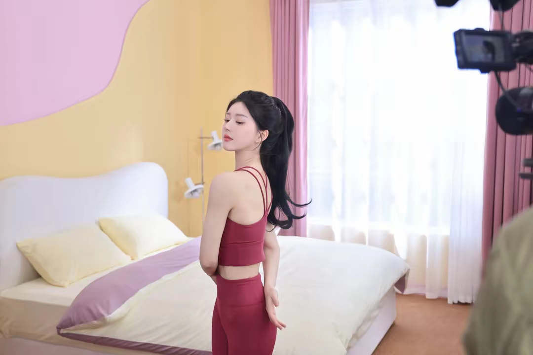 赵露思运动内衣写真插图11