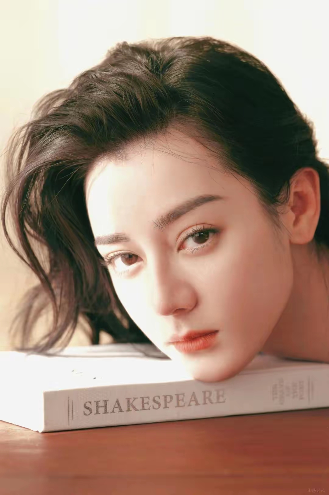迪丽热巴写真插图3