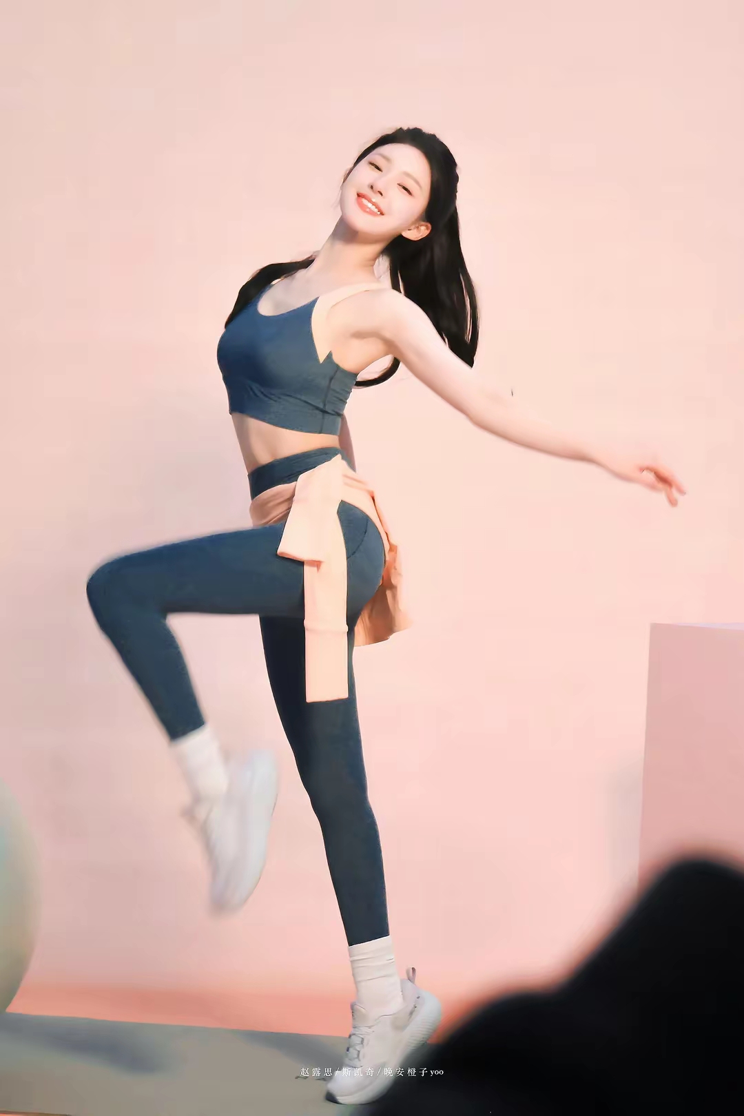 赵露思运动内衣写真插图18