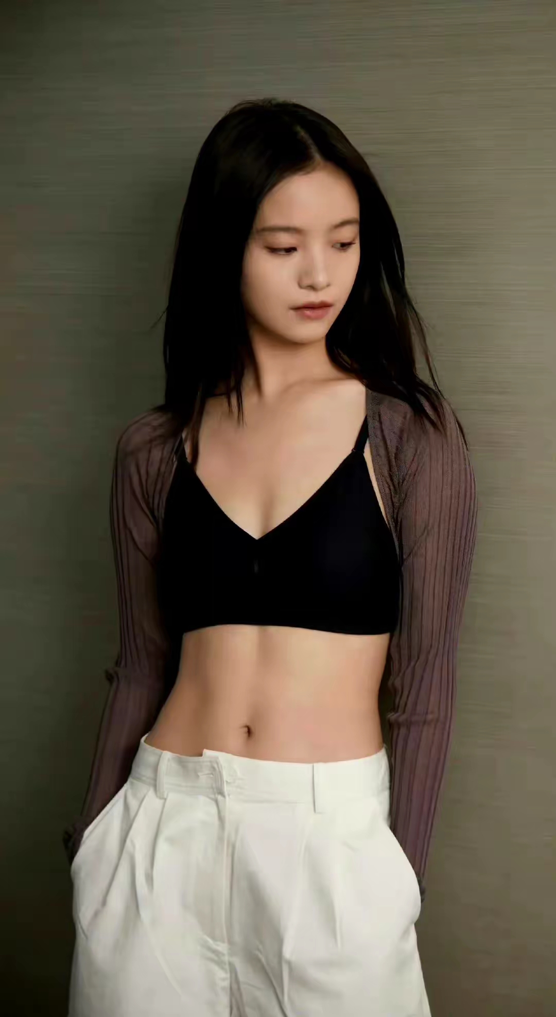 李庚希内衣写真插图2